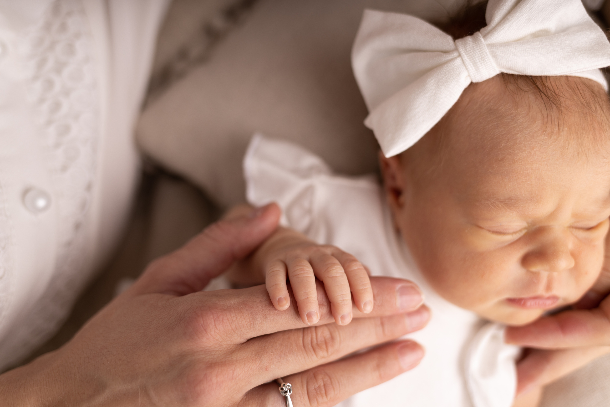 Newborn съемка в стиле Лайф. Фотограф новорожденных малышей в Омске и Омской области Эльвира Камаева