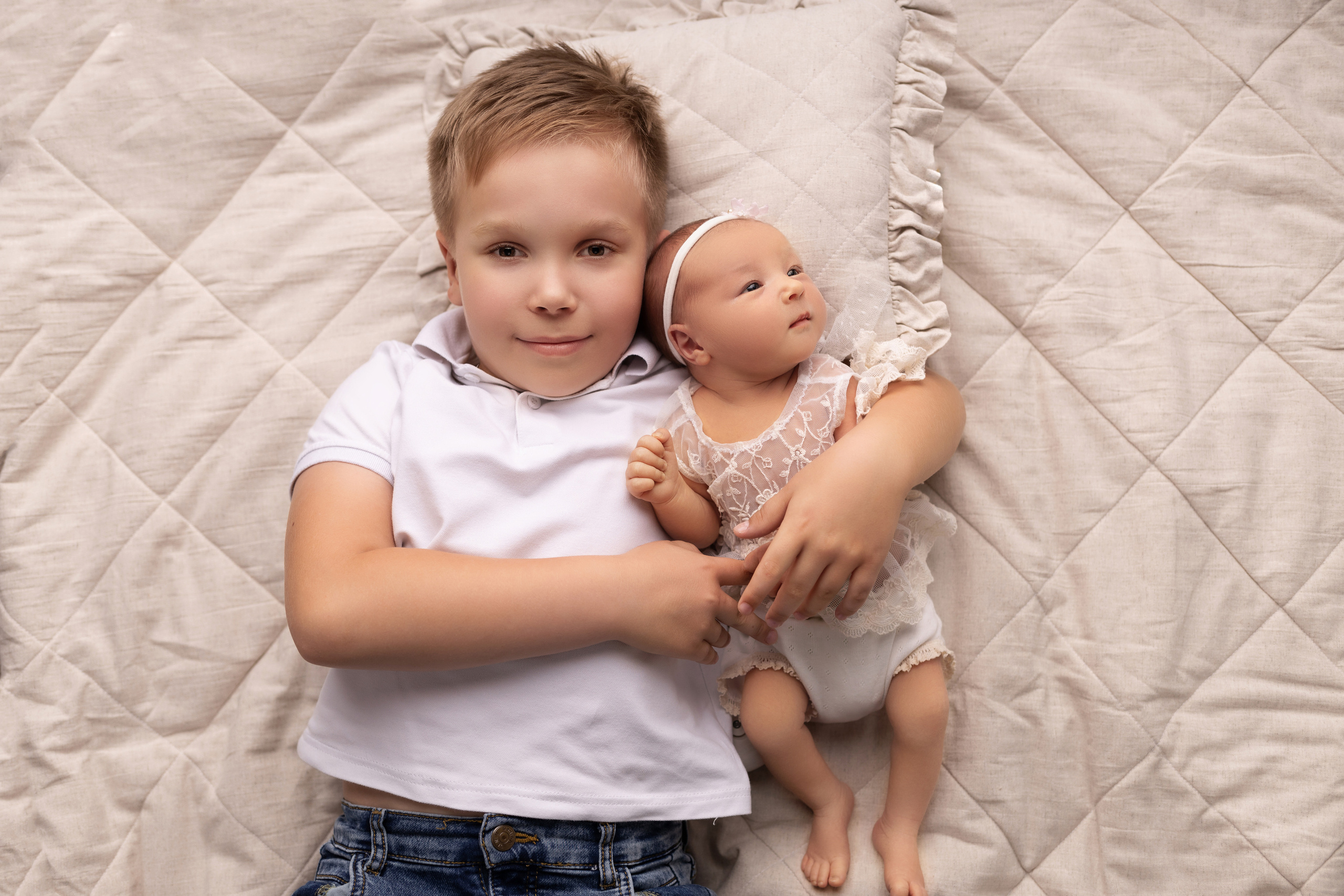 Newborn съемка в стиле Лайф. Фотограф новорожденных малышей в Омске и Омской области Эльвира Камаева