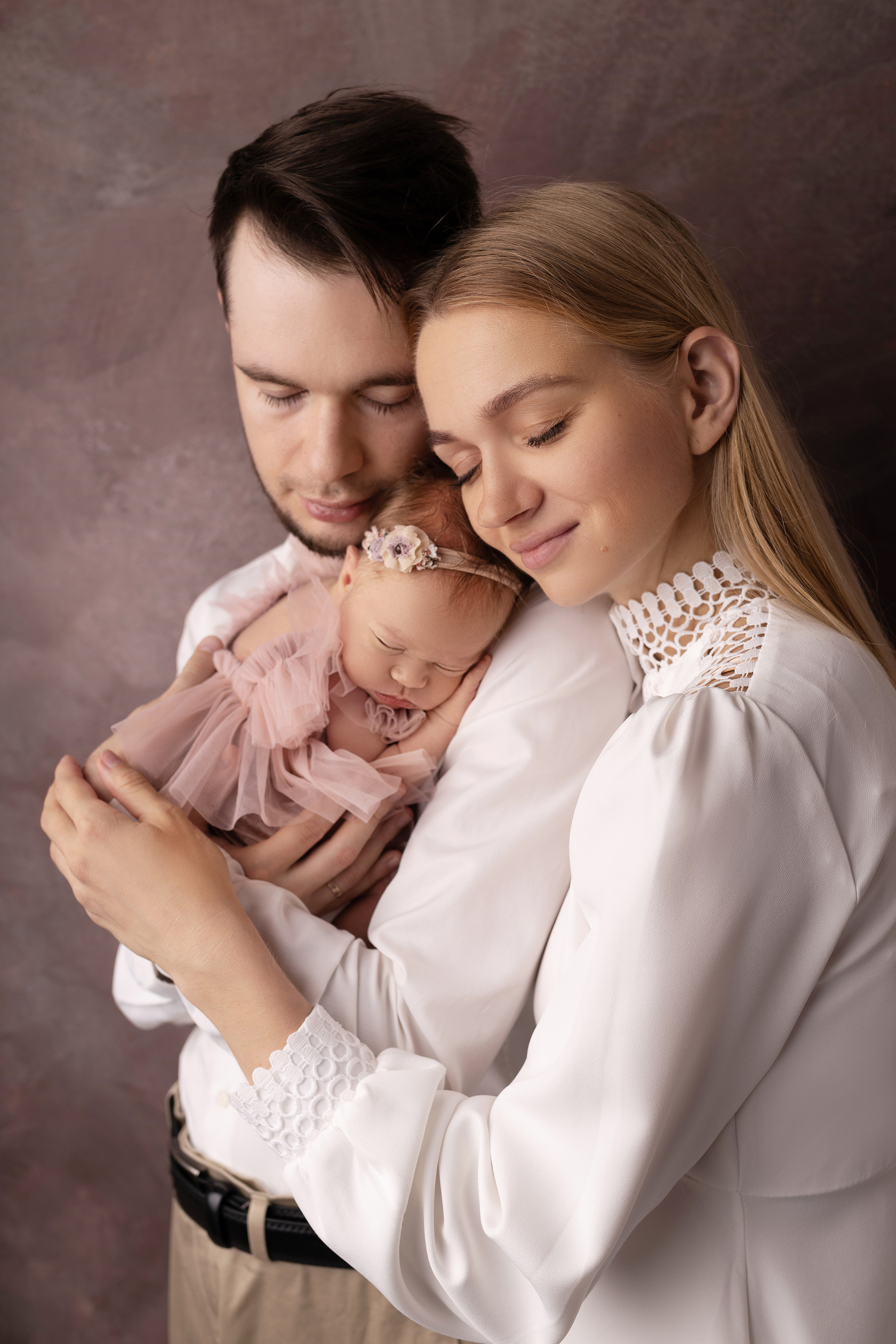 Семейные кадры от Elvira Kamaeva. Фотограф новорожденных малышей в Омске и Омской области Эльвира Камаева