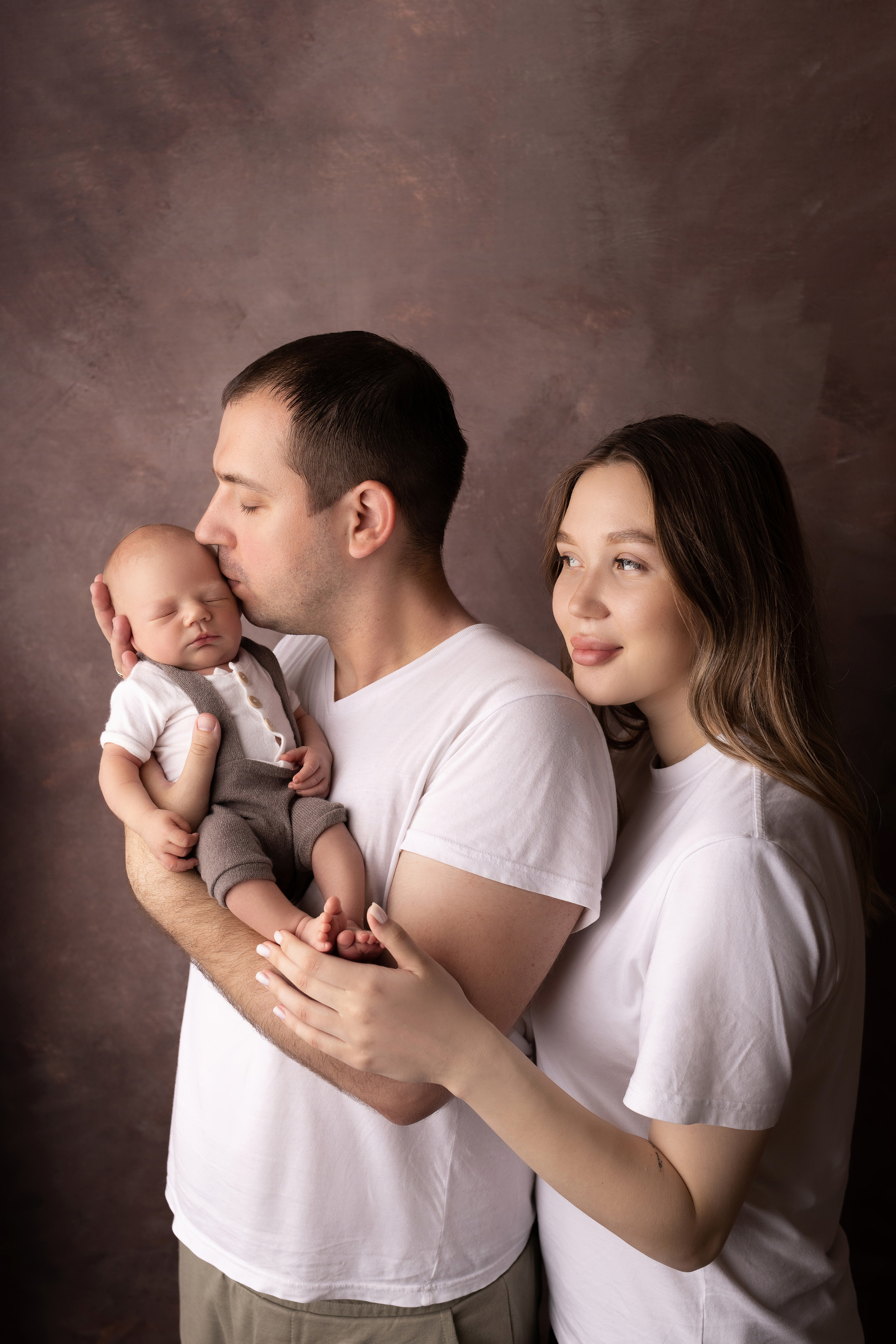 Семейные кадры от Elvira Kamaeva. Фотограф новорожденных малышей в Омске и Омской области Эльвира Камаева