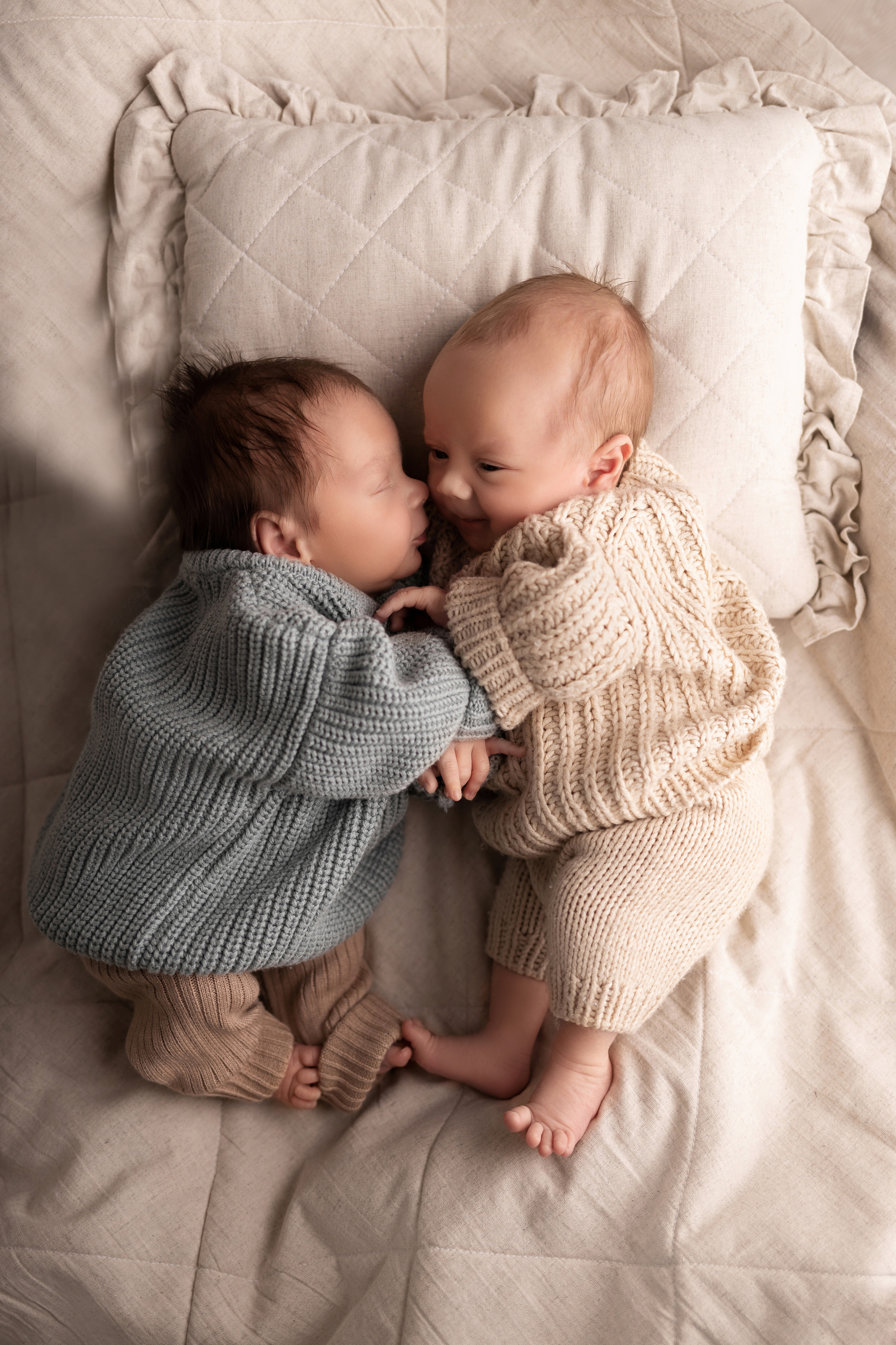 Newborn съемка в стиле Лайф. Фотограф новорожденных малышей в Омске и Омской области Эльвира Камаева