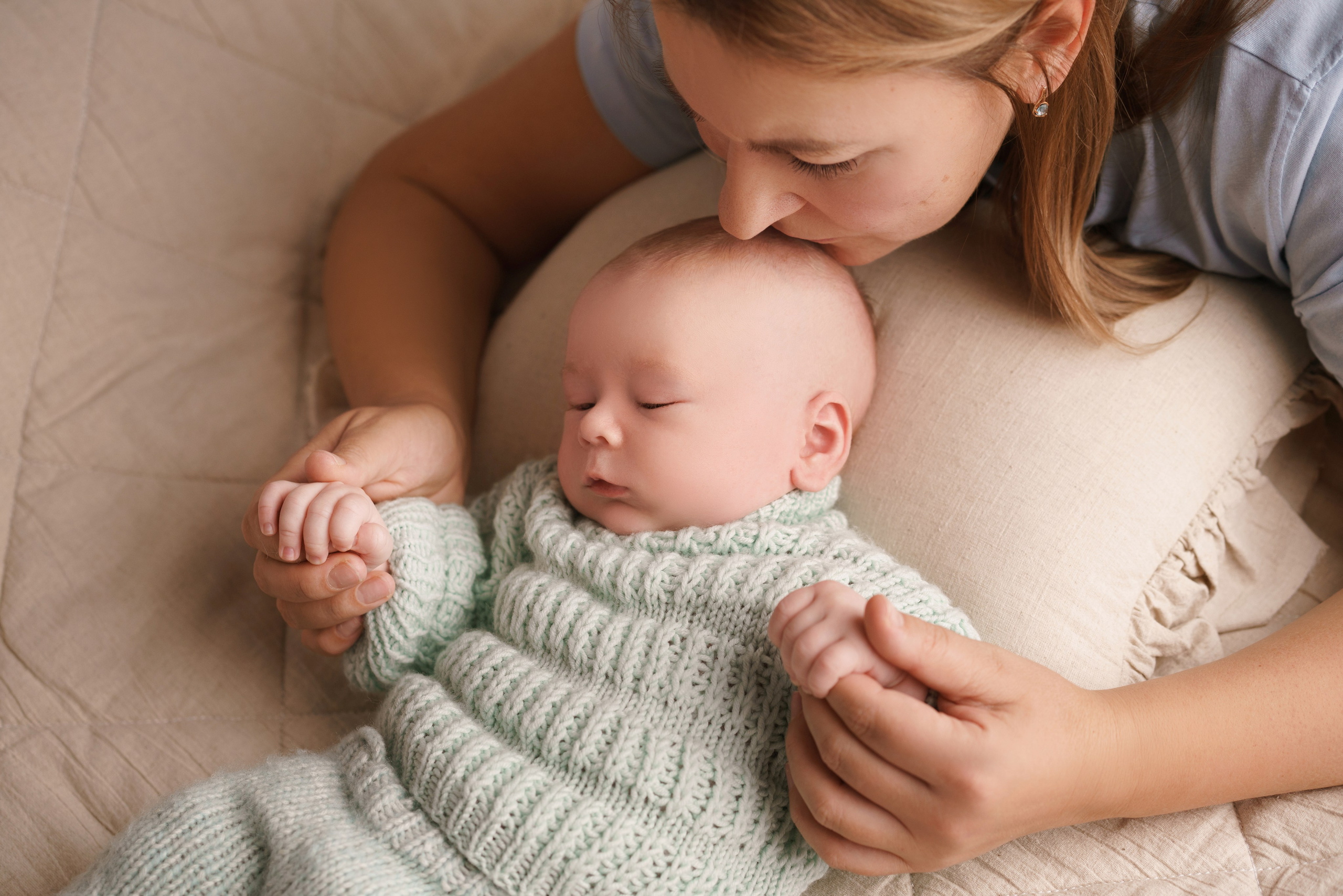 Лайф-съемка новорожденных | Первые семейные фото с малышом в Москве и МО. Фотосессия новорожденных в Москве и Московской области | Профессиональный фотограф newborn — Татьяна Иванова