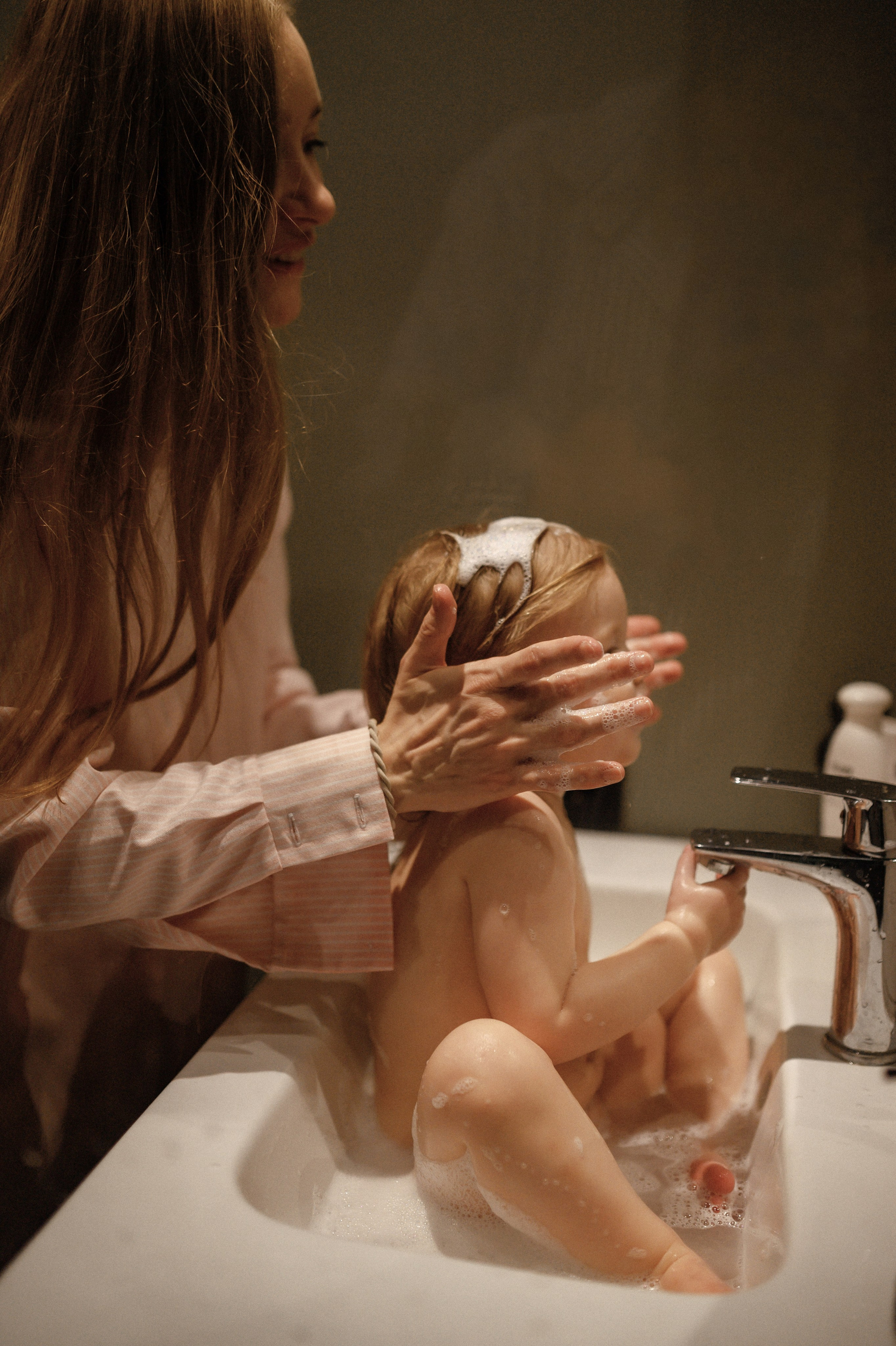 Даша и Варя дома. Семейный и свадебный lifestyle-фотограф в Москве Мария Петрова