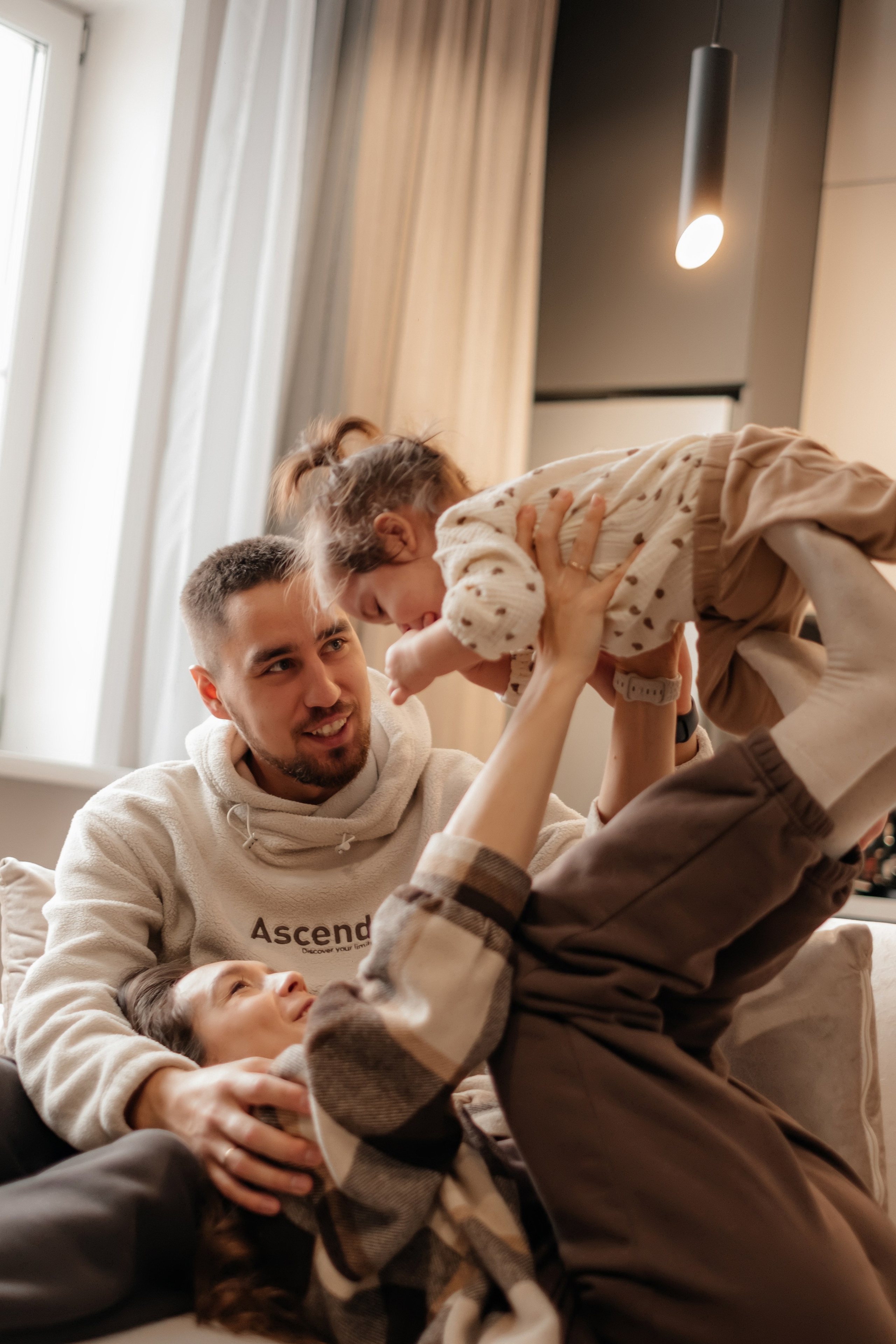 Катя, Саша и Еся | домашняя съемка. Фотограф в Новосибирске Диана Ильиных