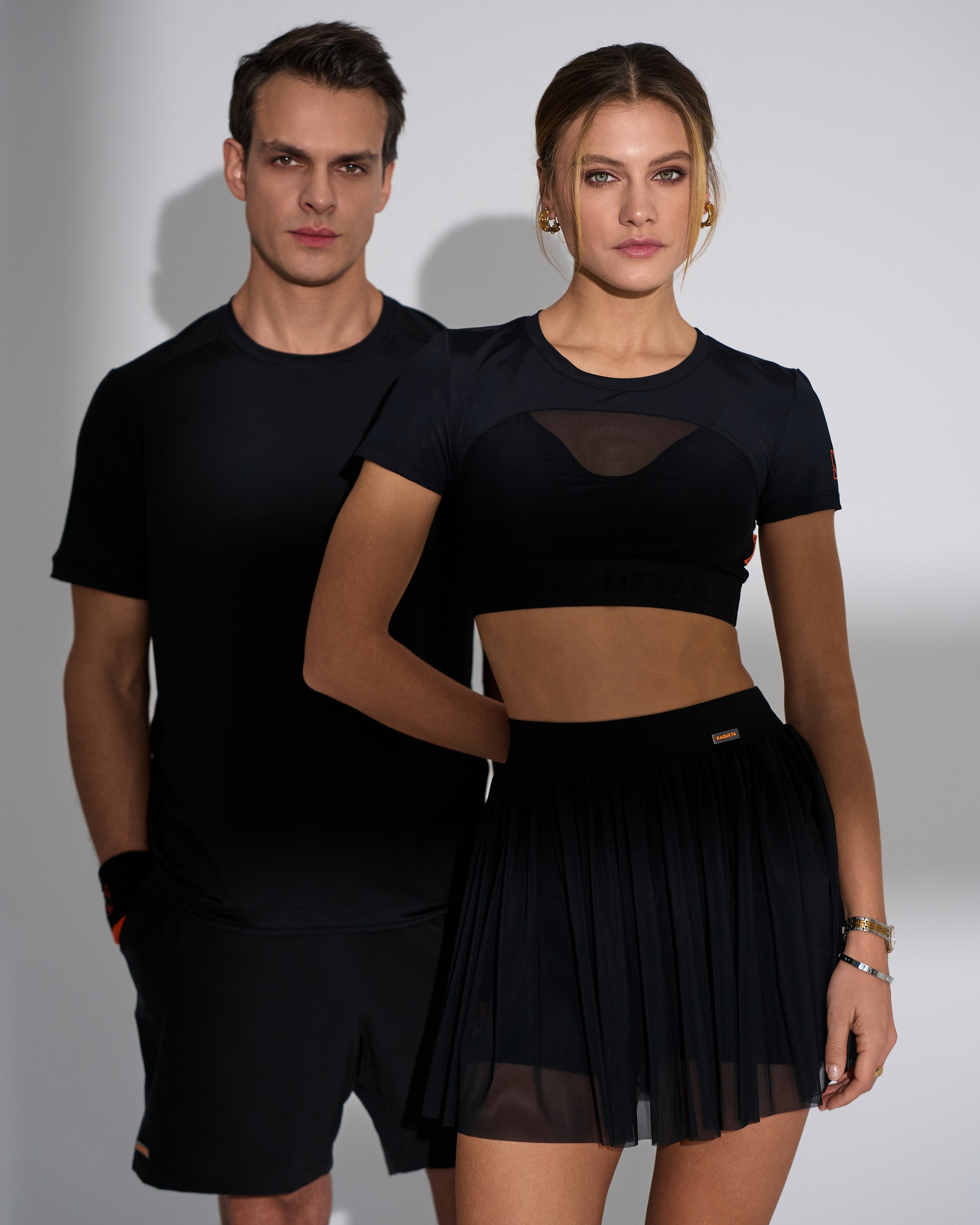 RAQUETA. 595 Production