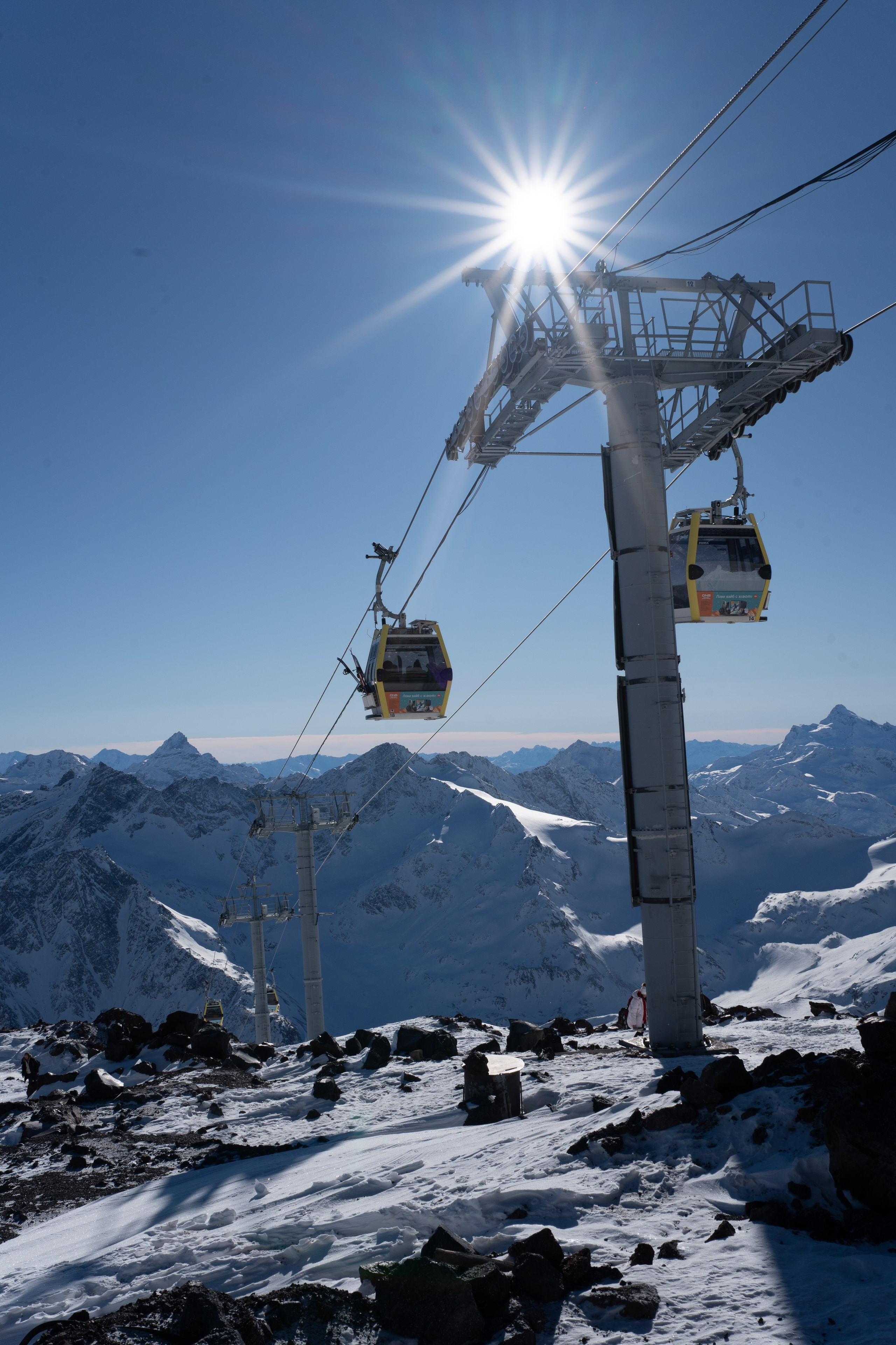Съёмка рекламных баннеров на канатке Эльбрус для ДНС-Xiaomy. Фотограф, видеограф Пятигорск, Ставрополь, Ессентуки, Petlyakovs_photo