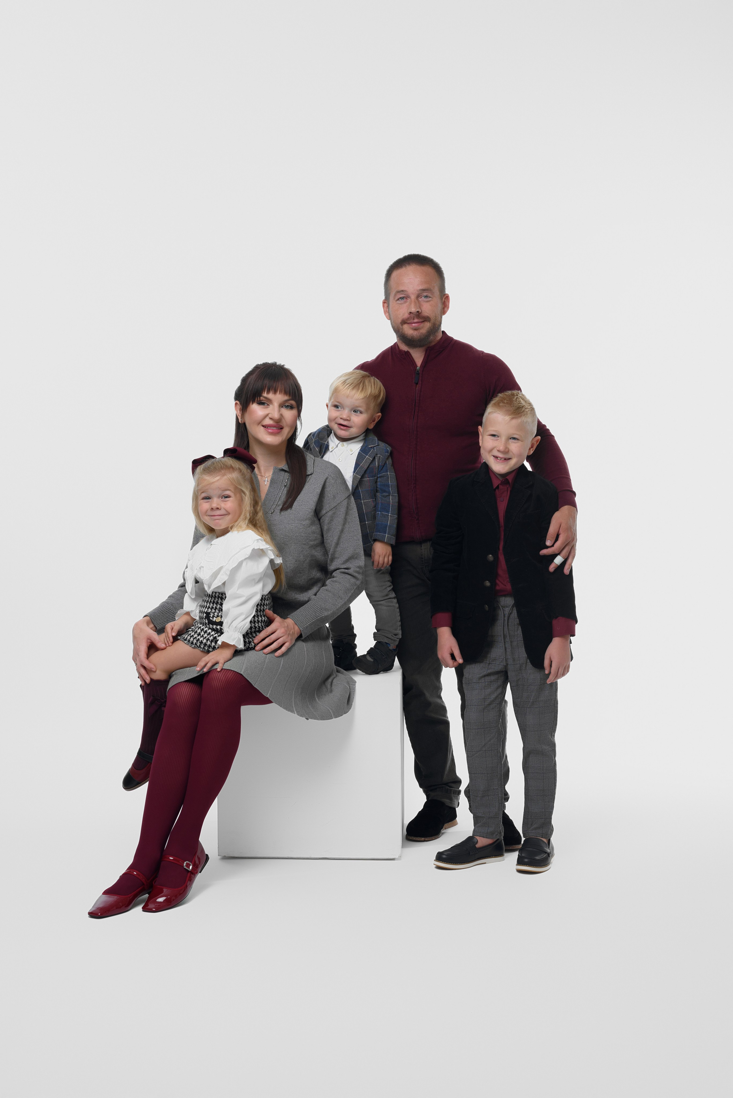 Полина с семьей @po_nazars. Фотограф Москва Юлия Джепко