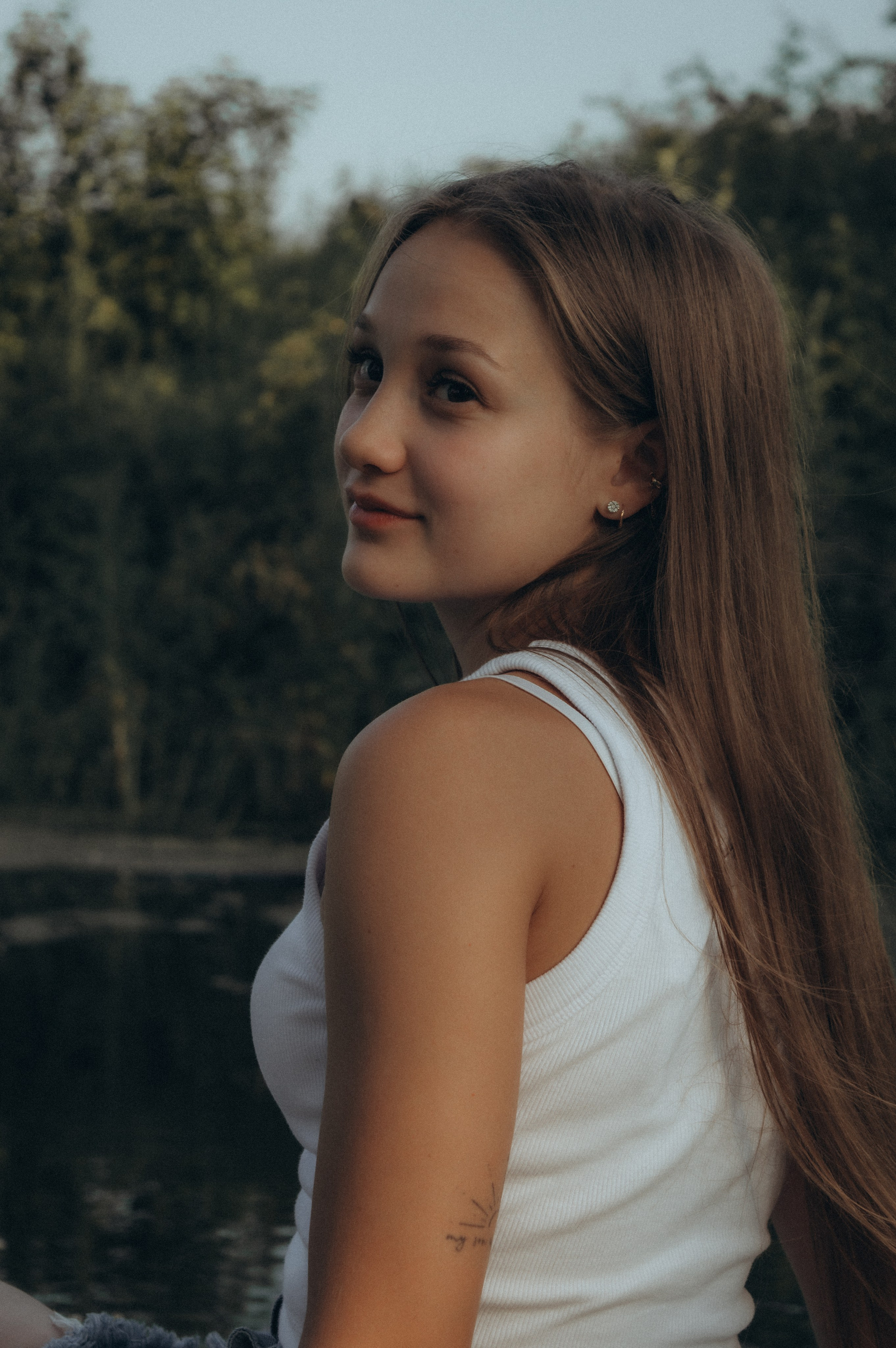 Юля. Летняя фотосессия на природе. Юлия Левада Семейный и женский фотограф