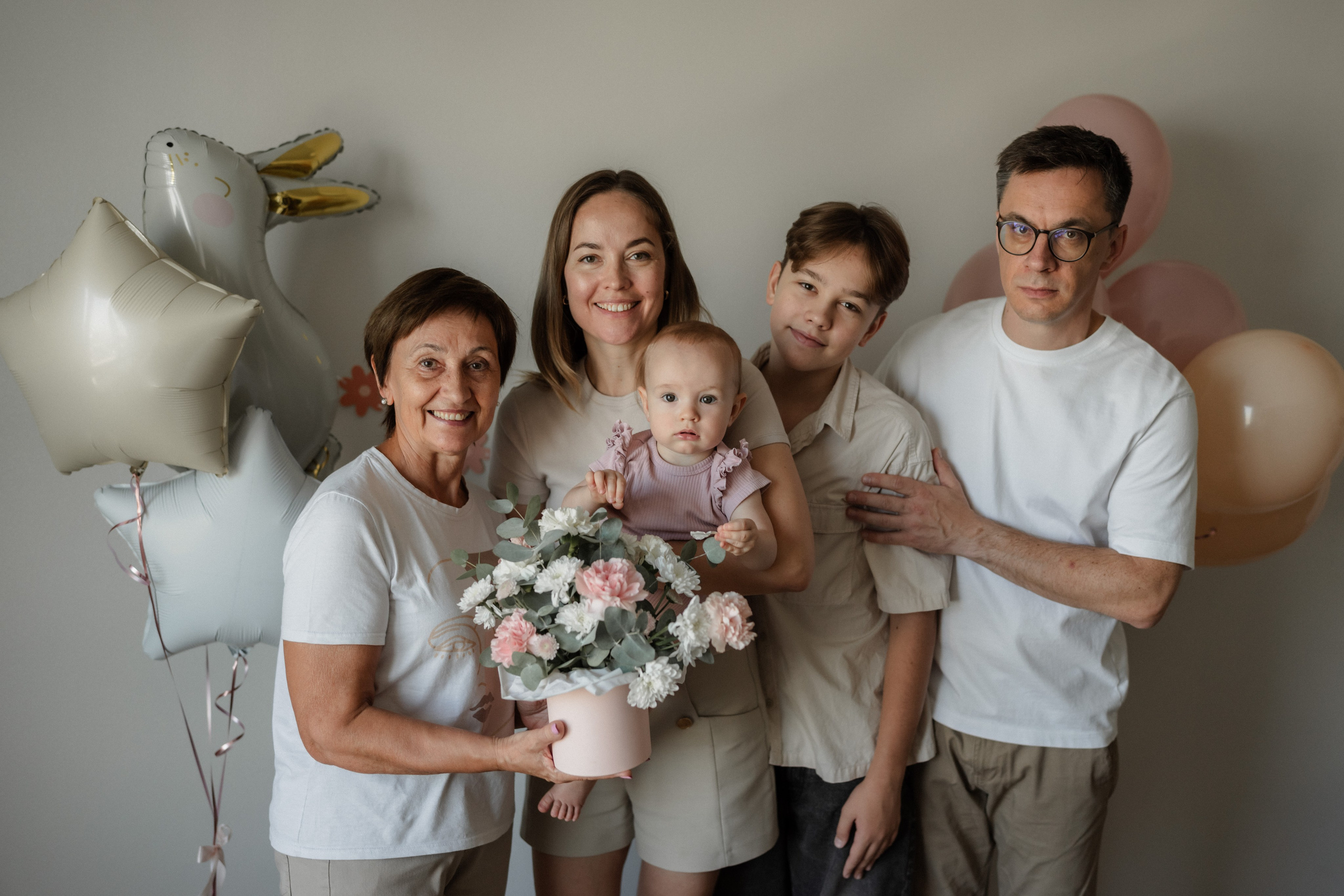 Мире 1 годик. Ярослава Осетрова фотограф — Мск