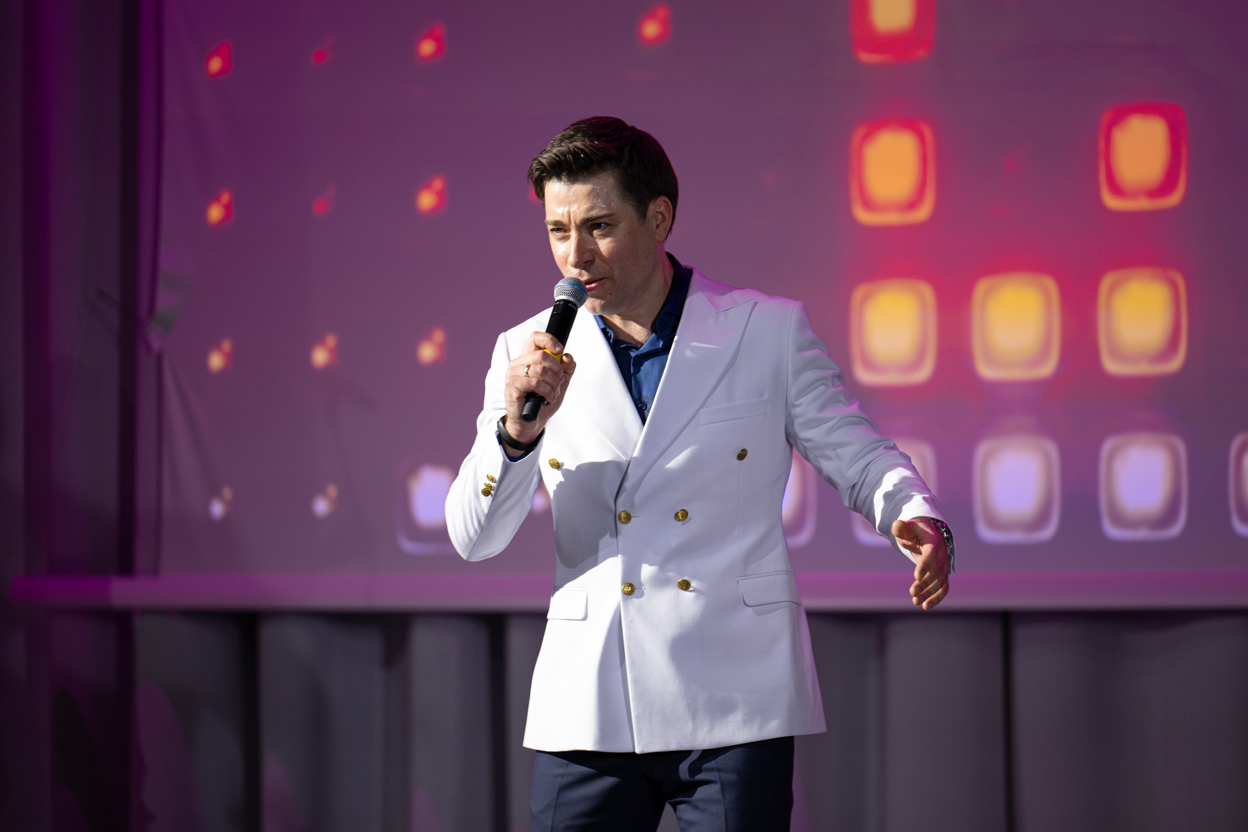 Концерт Владимира Шнитко. Центр культурного развития. г. Зеленодольск. Свадебный фотограф в Казани, и Зеленодольске Радик Мухаметов