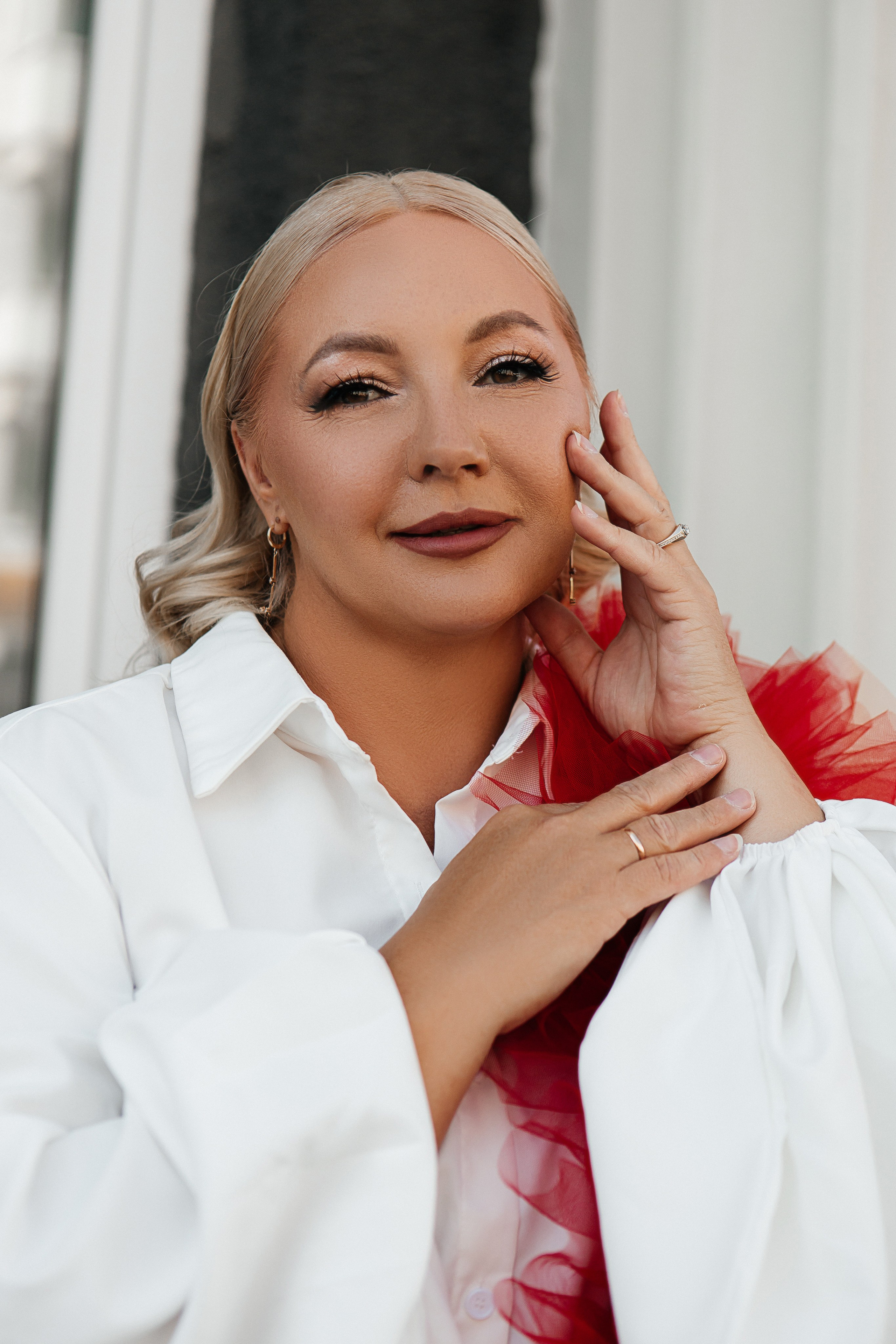 Анастасия и Екатерина. Фотограф в Иркутске Анастасия Кись. Студийная фотосессия беременности в тканях Иркутск. Семейная фотосессия, ПОРТРЕТ «ПОКОЛЕНИЕ»