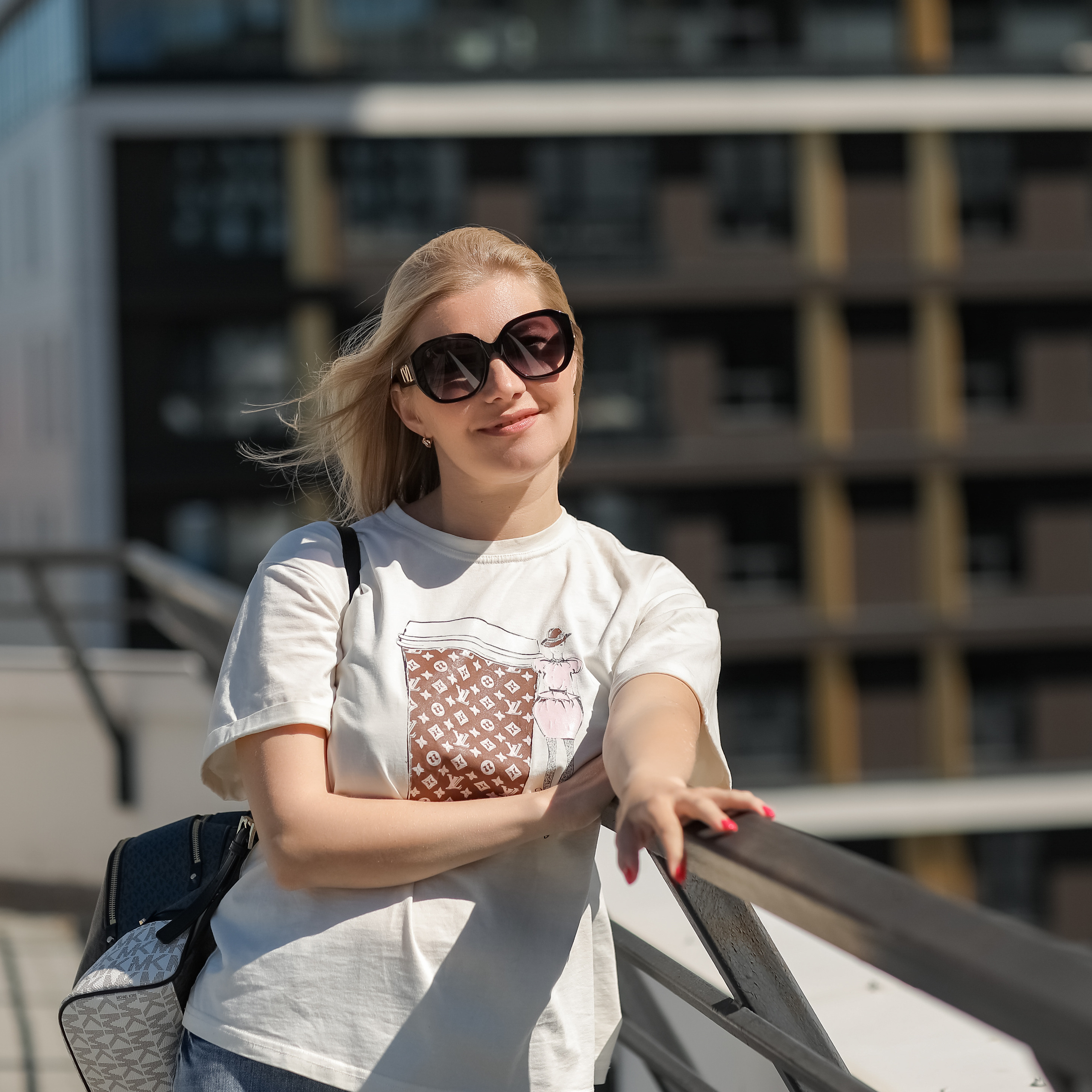 Фотопрогулка с Олей в Клевер парк. Фотограф Екатеринбург Московкина Юлия