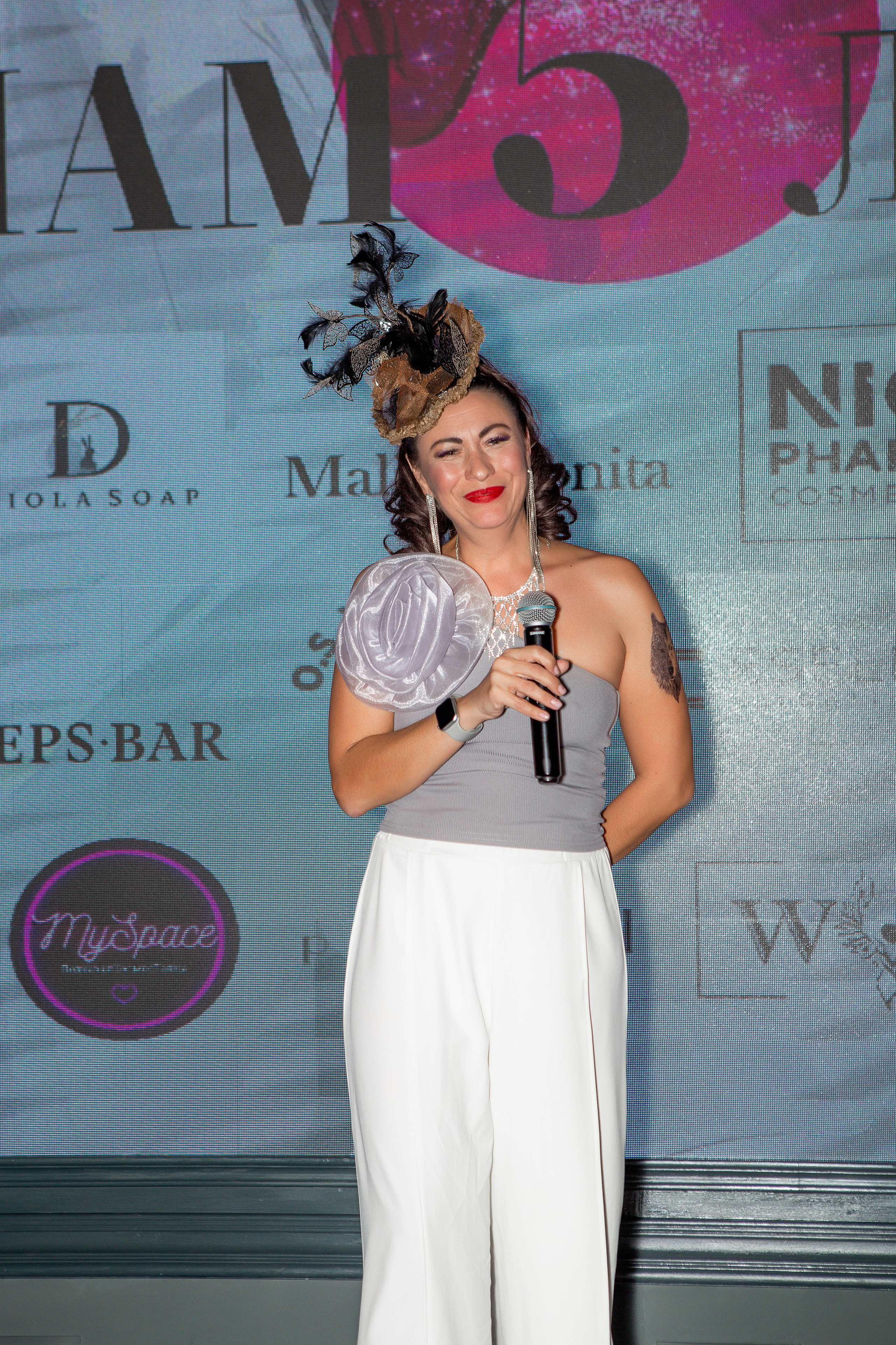 5 лет Женскому клубу. Контент фотограф, съемка для маркетплейсов, фуд съемка и репортажи в Новосибирске Ралия Галеева