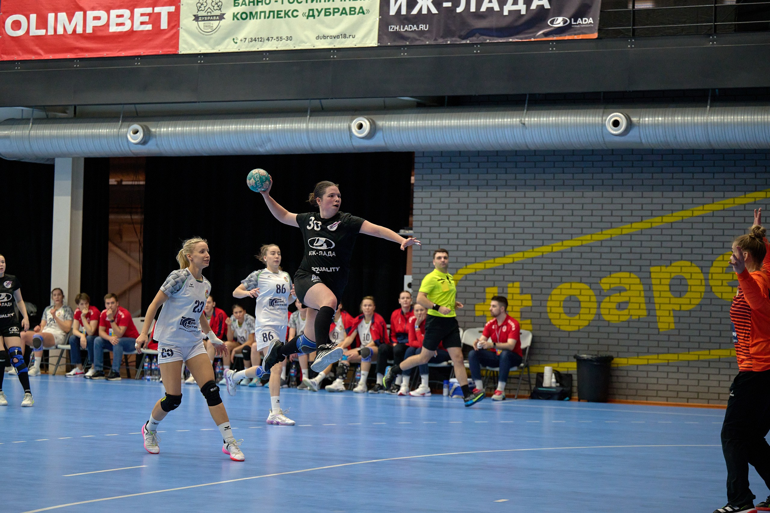 Гандбол. OLIMPBET Суперлига. «Университет» — «ЦСКА». Спортивный репортажный фотограф в Ижевске Сергей Мерзляков