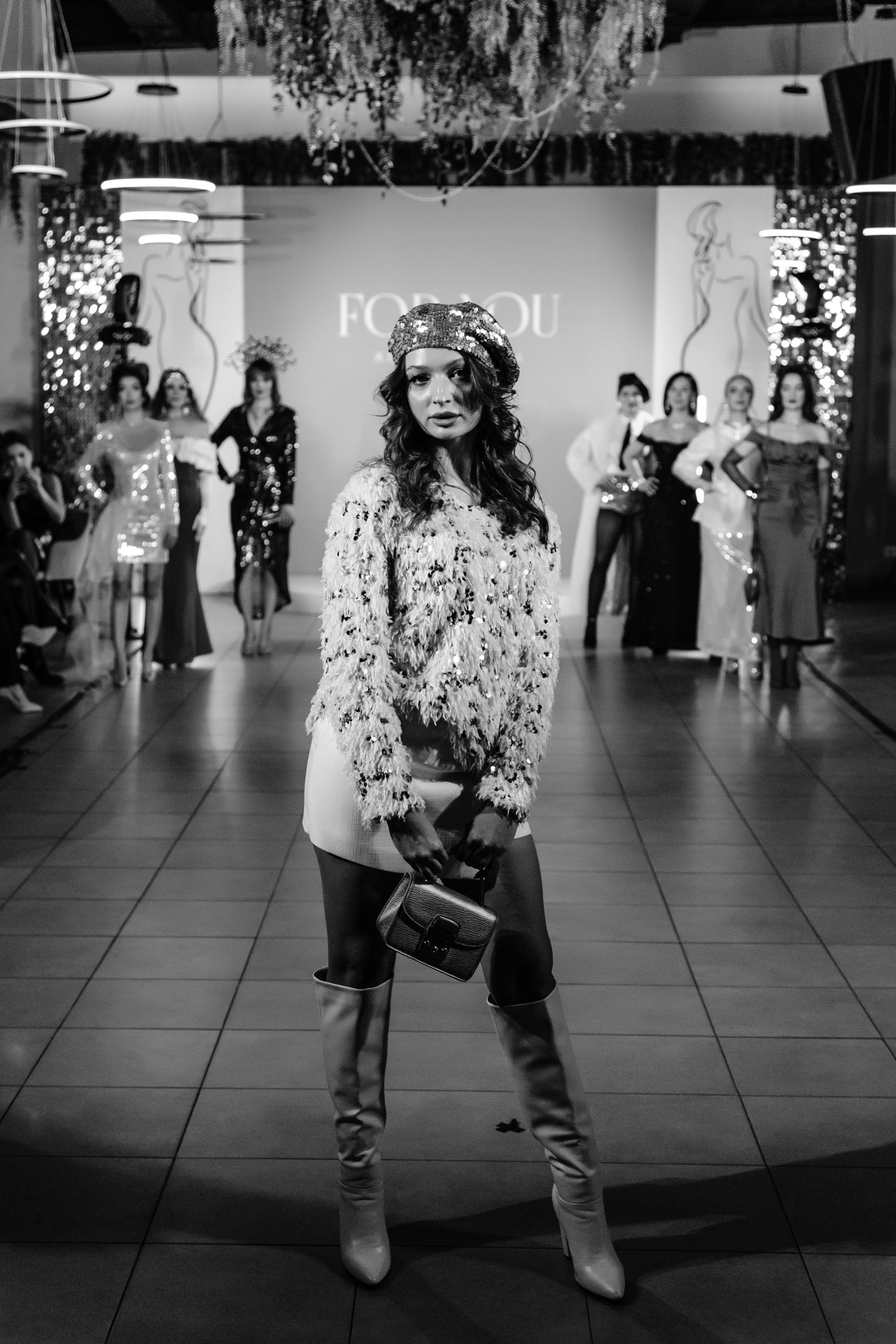 For you. Показ. Роман Урумбаев фотограф Нижневартовск