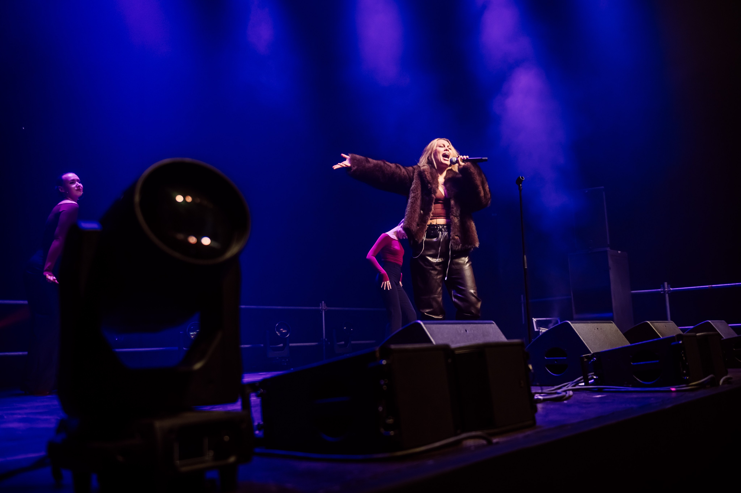 Дискач 90-х в Кемерово, СРК Арена. Детский фотограф, семейный фотограф и репортажи в Кемерово