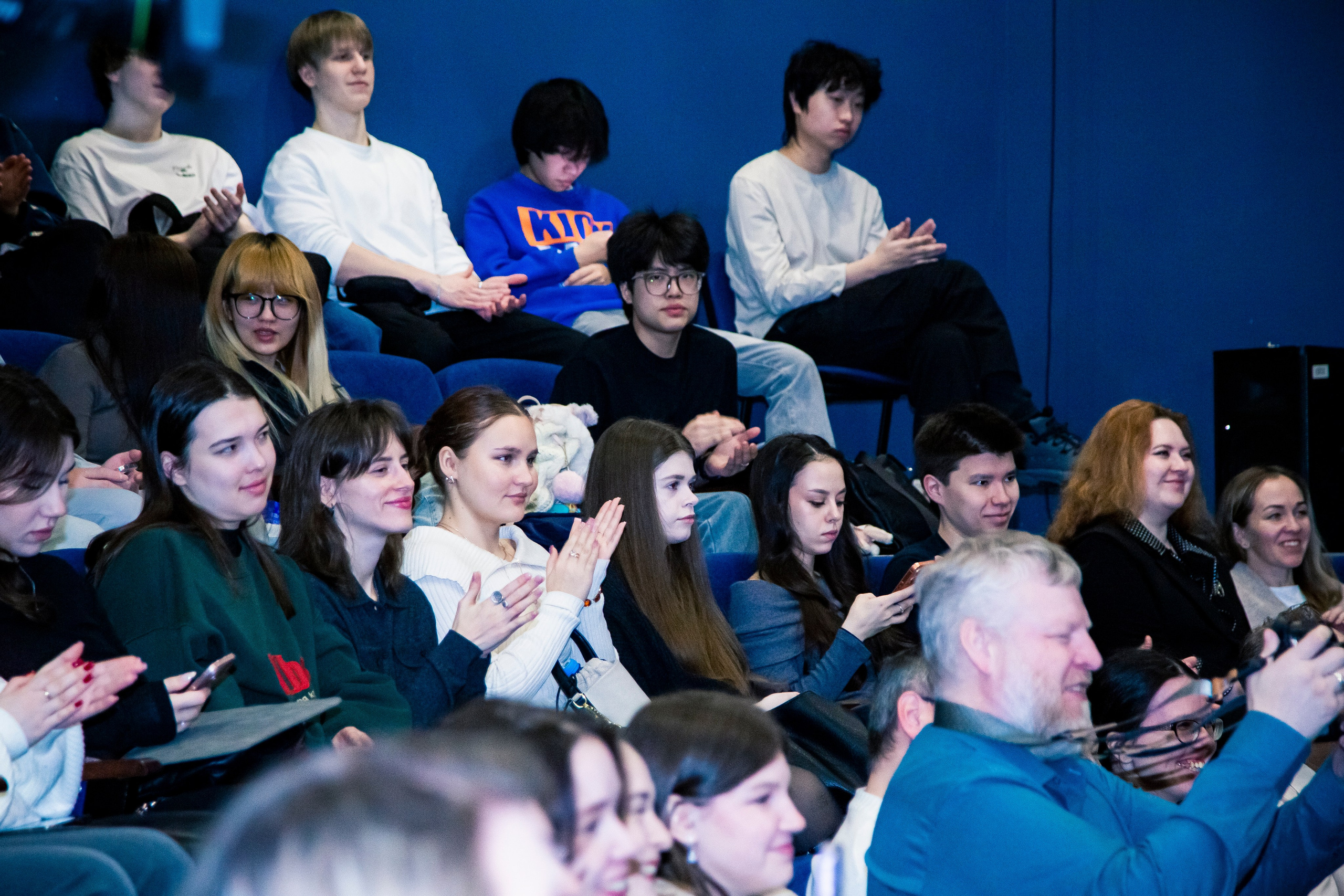 «Человек и цифровое пространство». Репортажный и портретный фотограф Казань / Горячих Полина