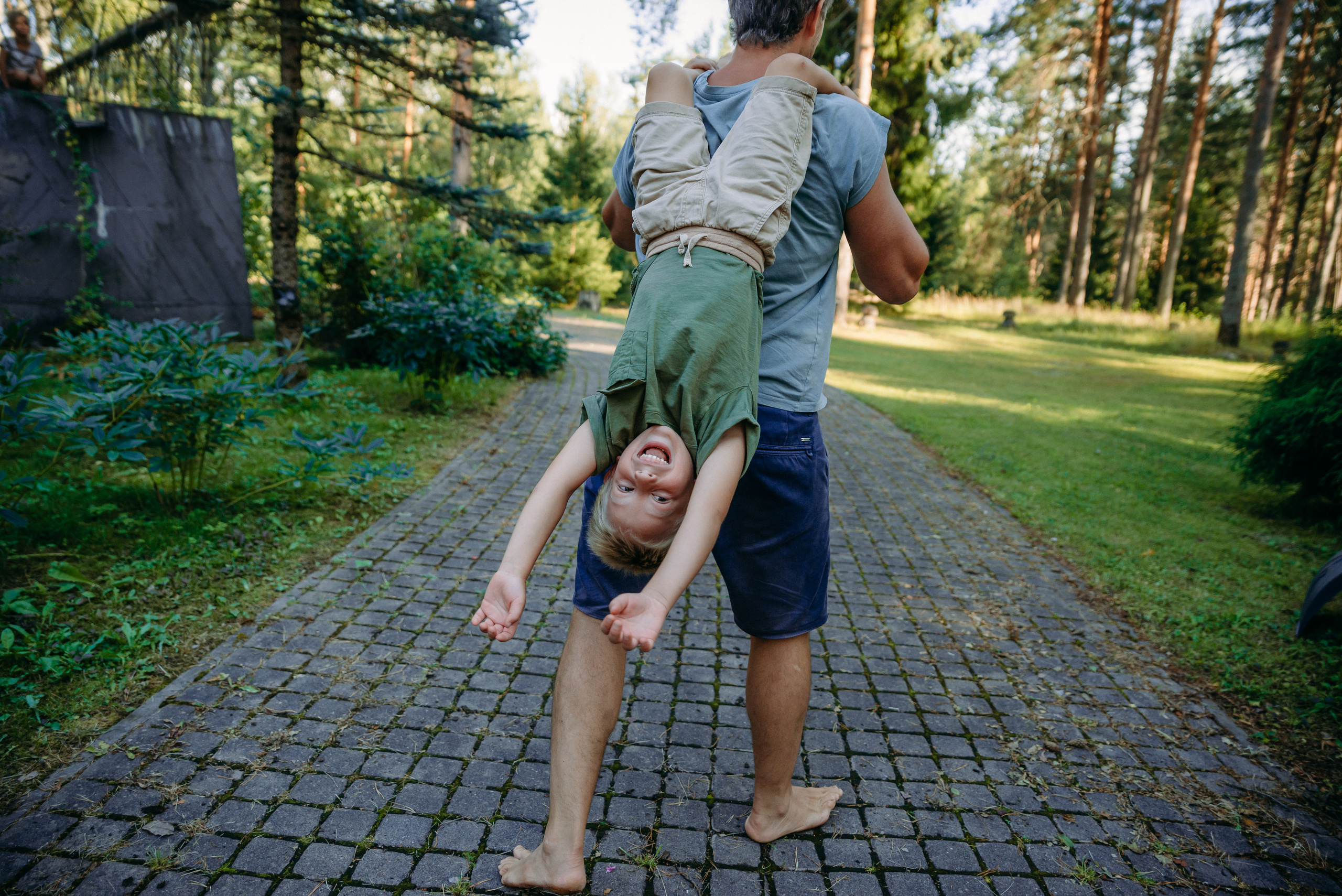 Семейная фотосессия на даче. Семейный и детский фотограф в Санкт-Петербурге Маша Бичан