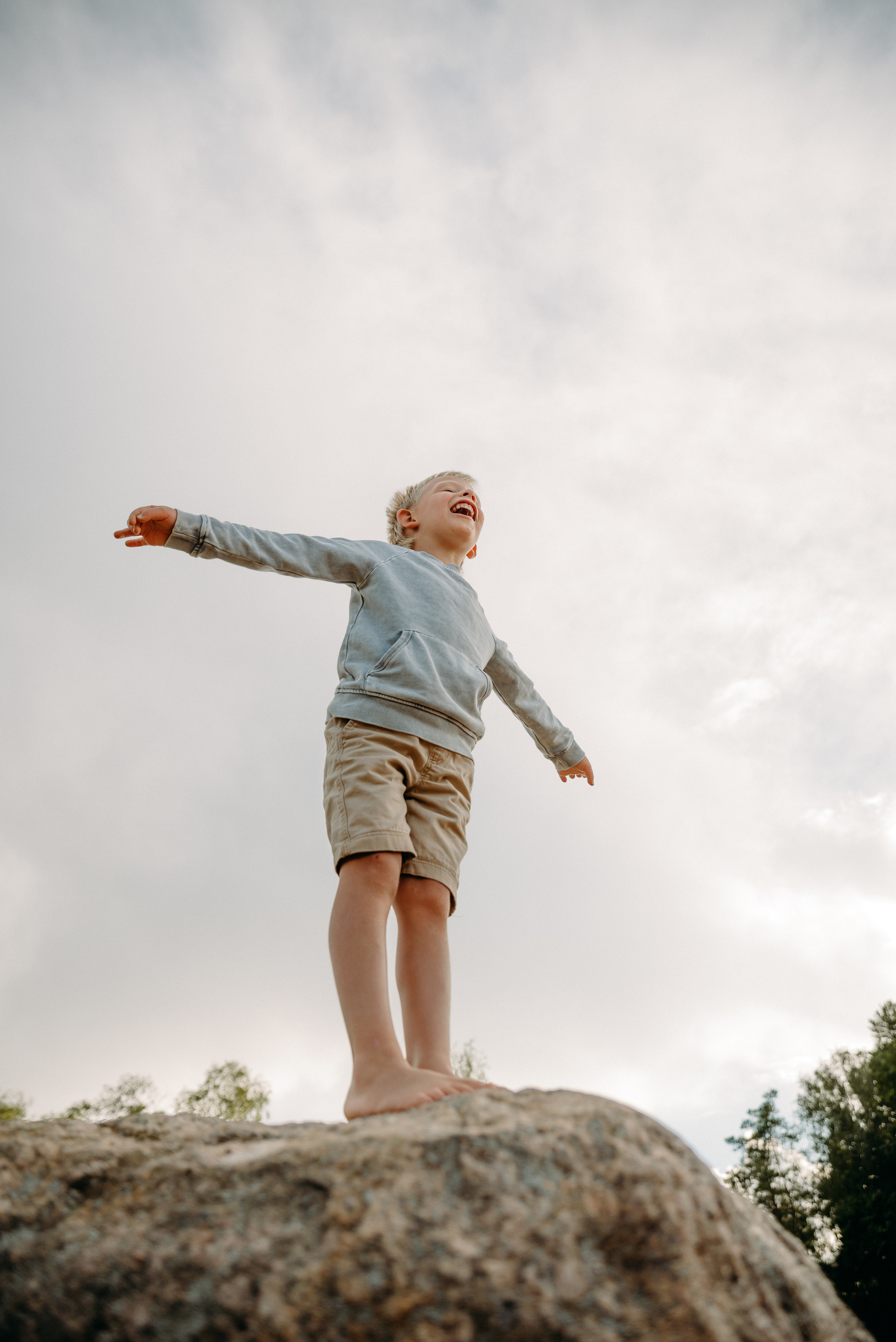 Семейная фотосессия на даче. Семейный и детский фотограф в Санкт-Петербурге Маша Бичан
