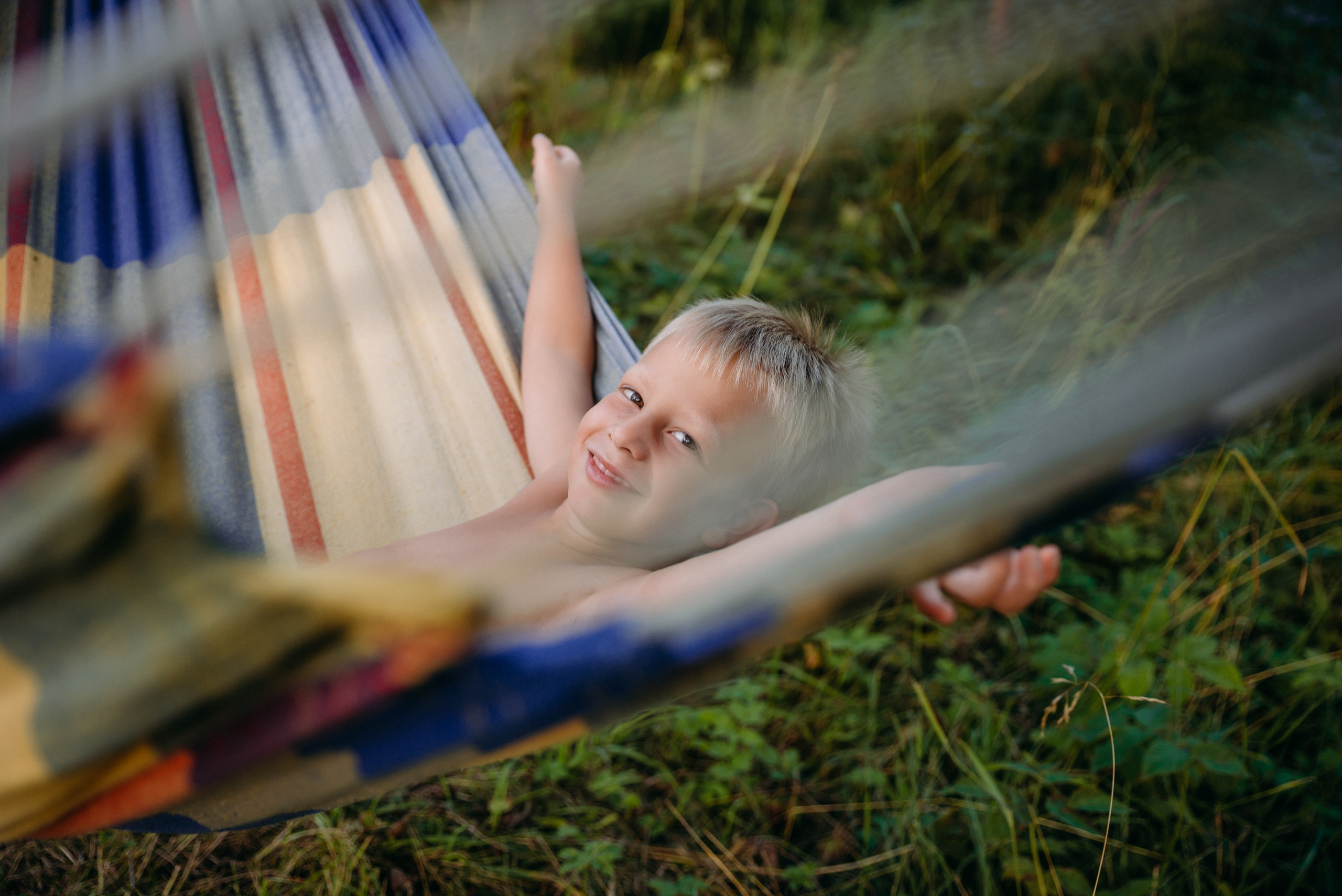 Семейная фотосессия на даче. Семейный и детский фотограф в Санкт-Петербурге Маша Бичан