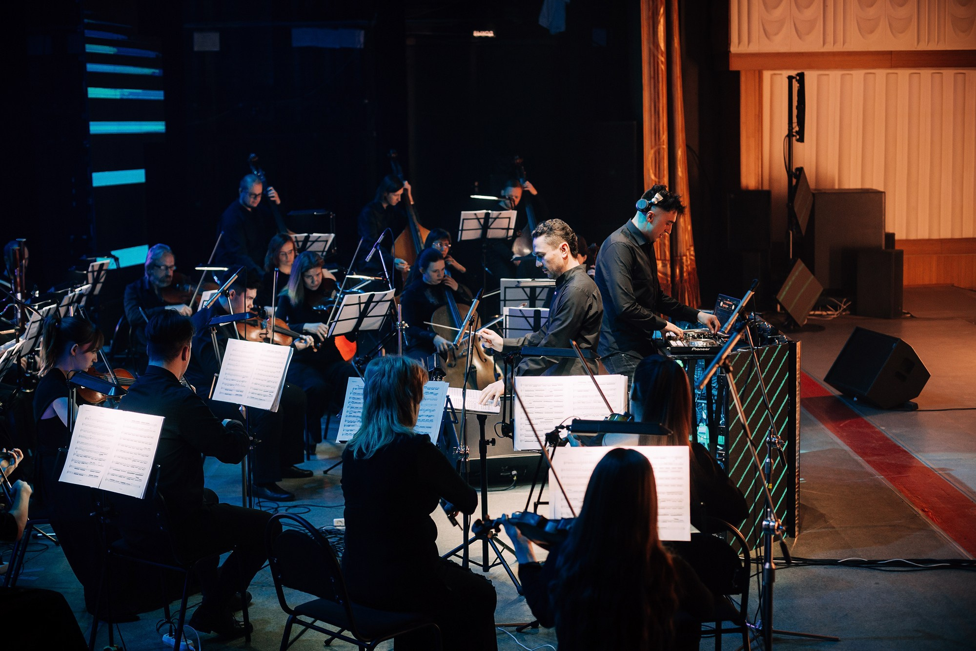 Концерт DJ Илья First. Свадебный фотограф Челябинск, Екатеринбург, Курган — Виктор Слуднов