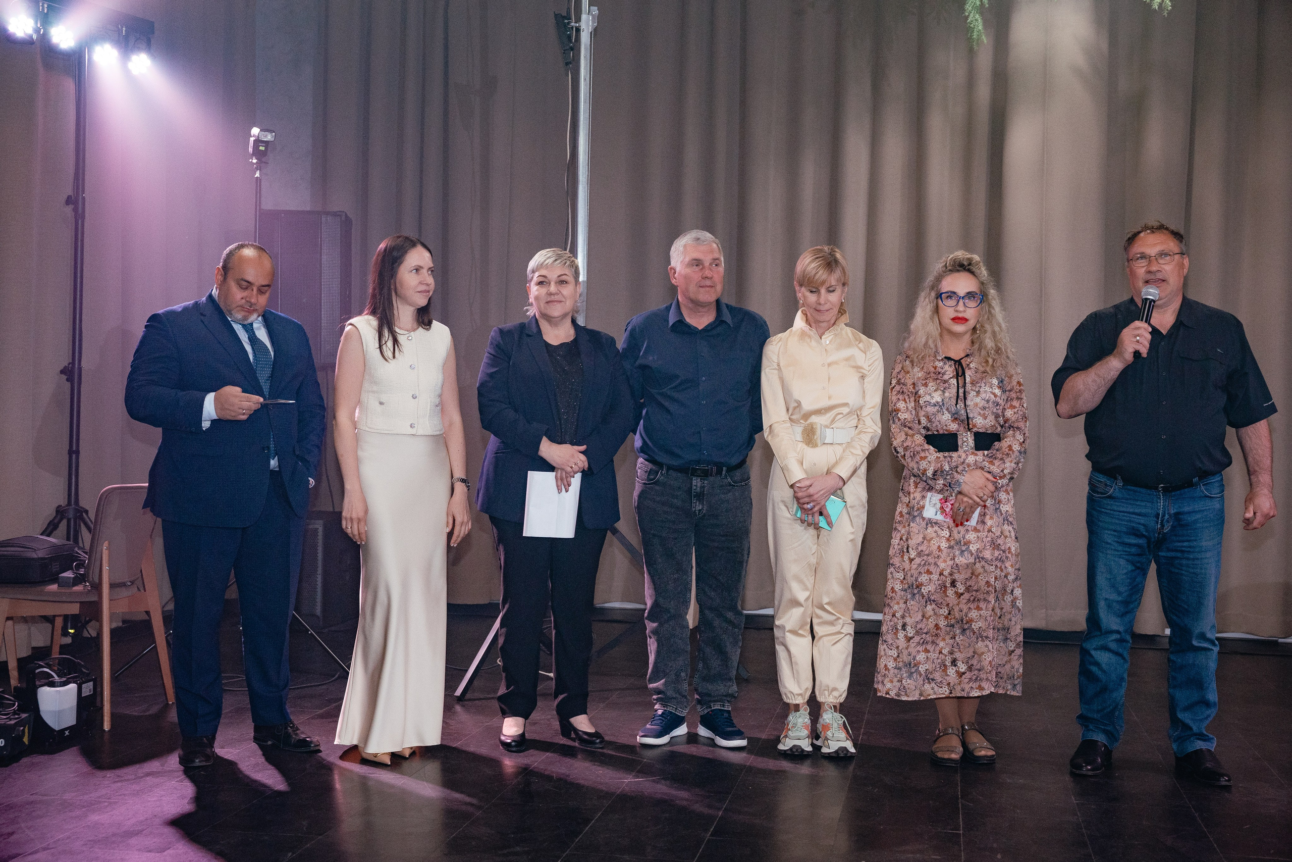 Дмитрий и Полина Еловое. Свадебный фотограф Виктория