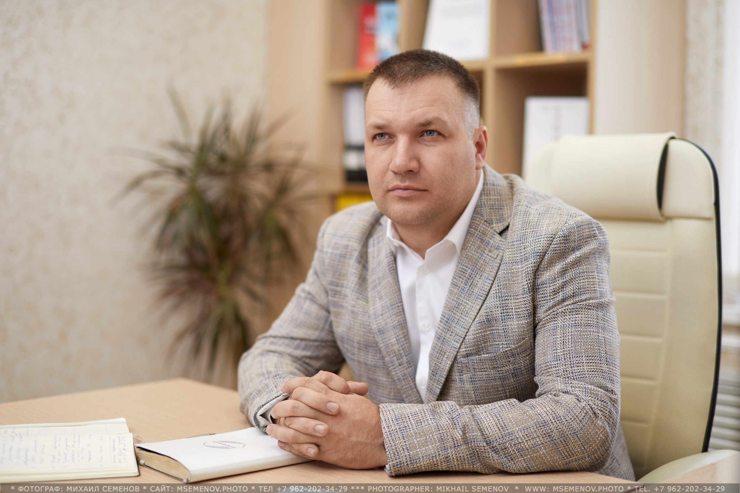 ПОРТРЕТ деловой