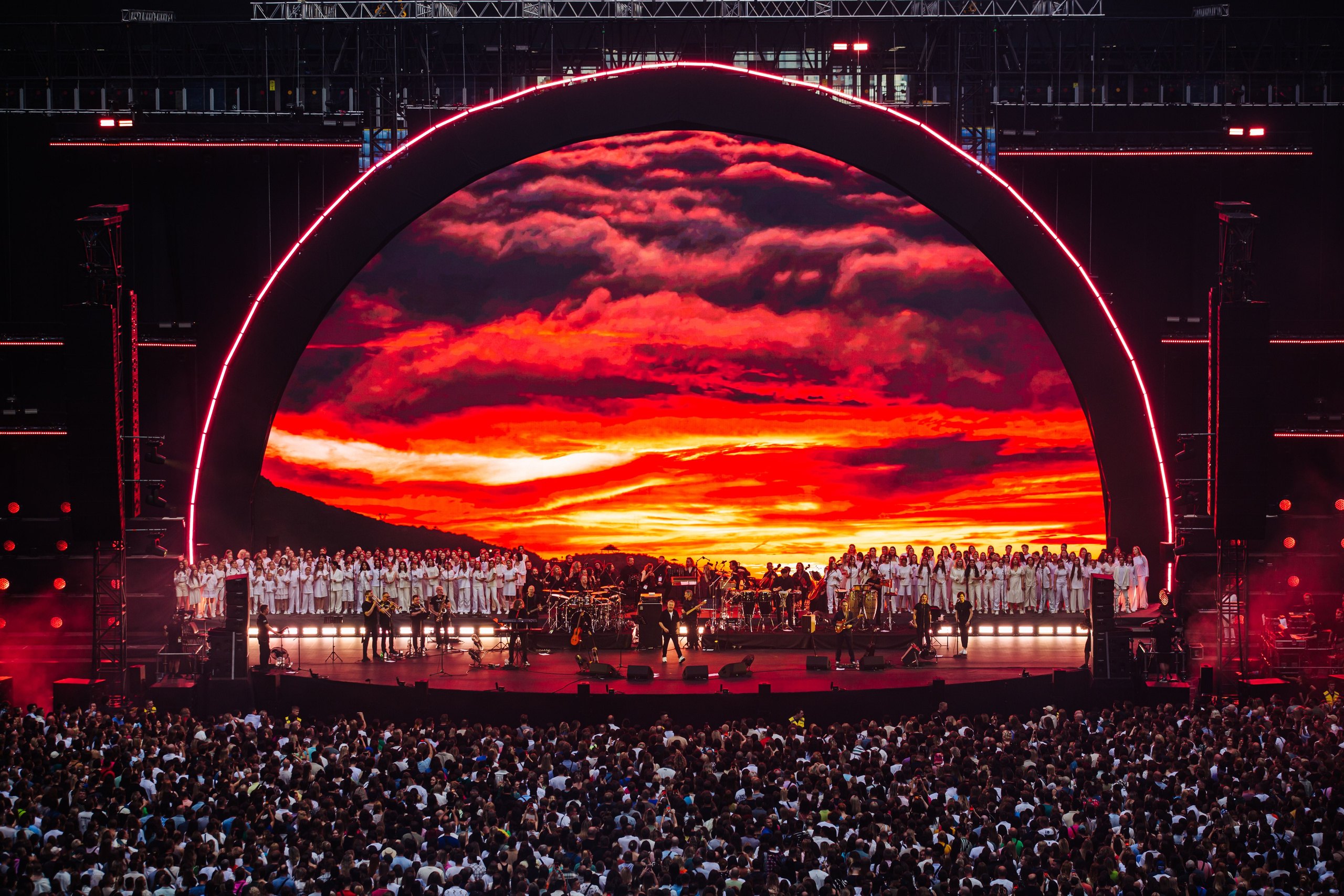 ЛЕОНИД АГУТИН / САНКТ-ПЕТЕРБУРГ / 2024. OOPS