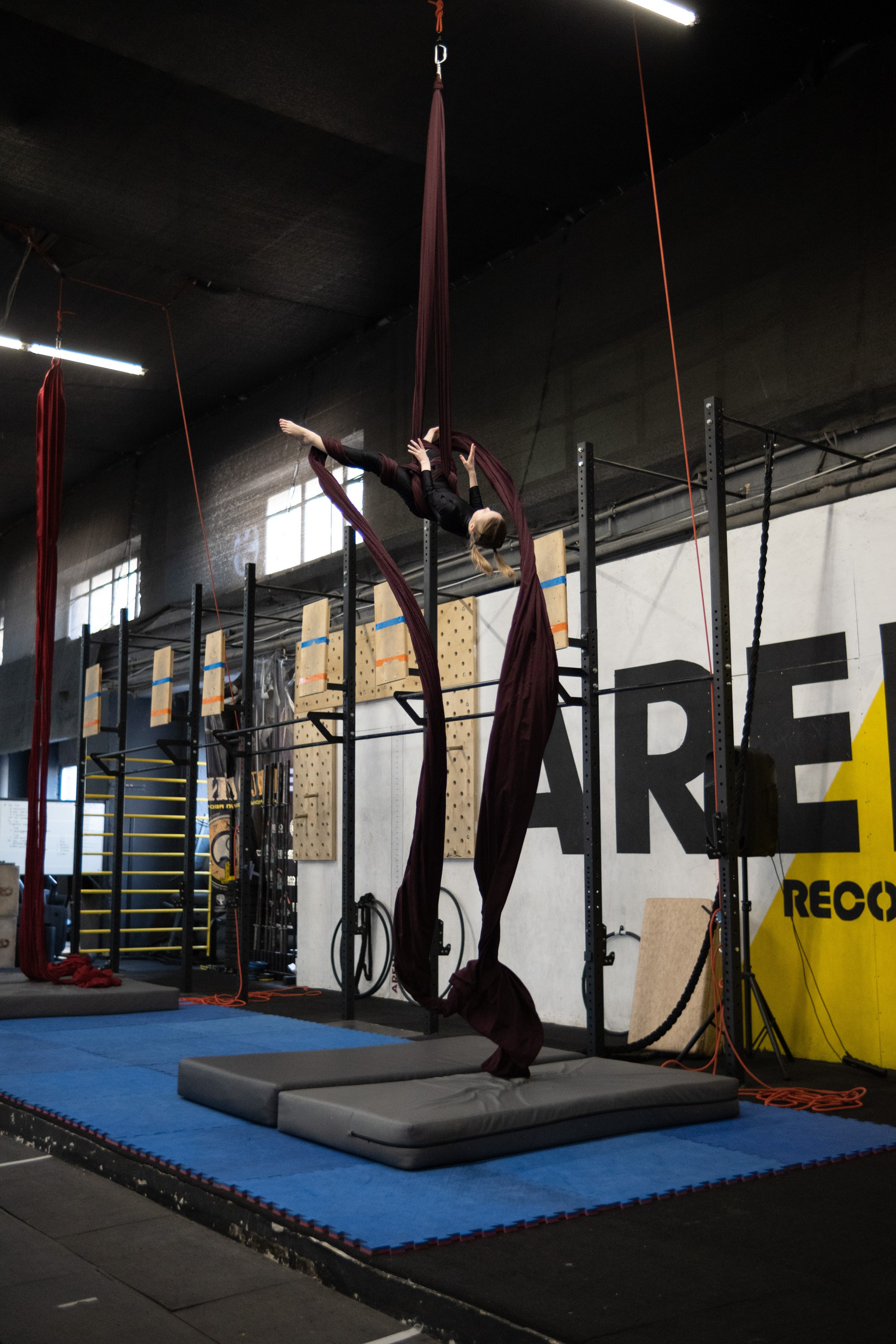 Внутриклубные соревнования по воздушной гимнастике 02.04.23