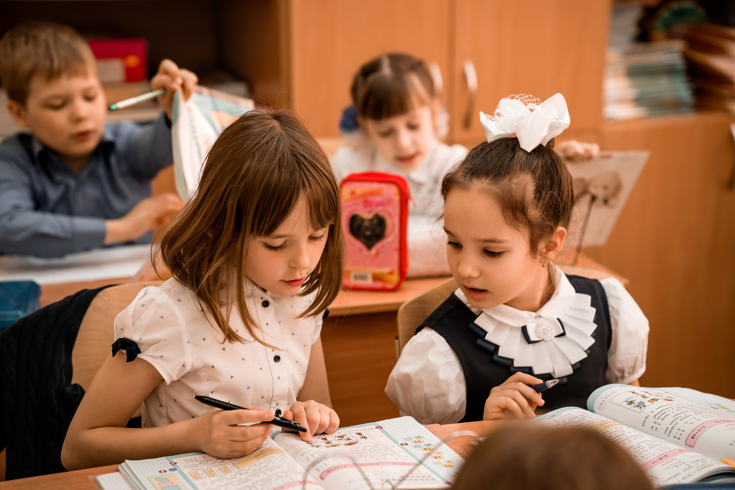 Школа. Фотограф Валентина Полунина