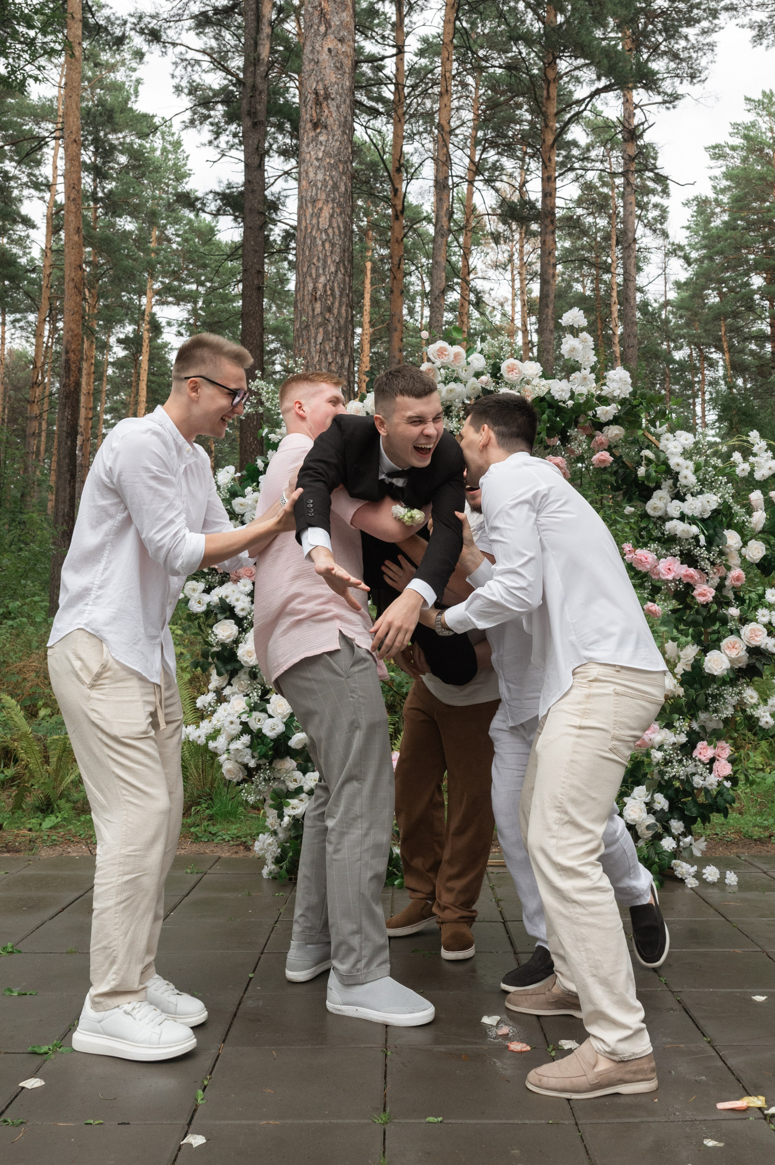 Михаил и Софья 08.08.25. Свадебный фотограф в Новосибирске. Александра Верхушина