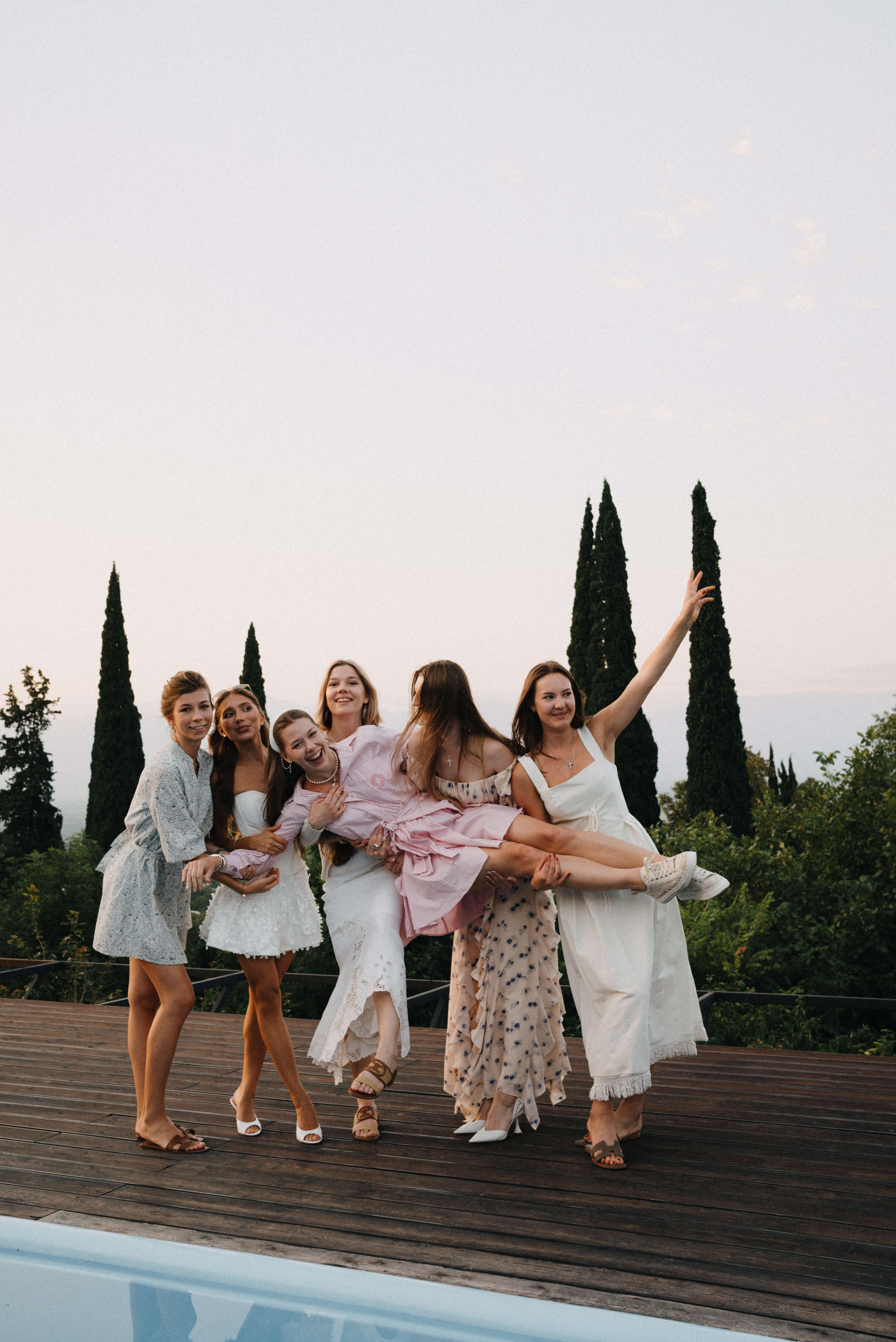 Девичник в отеле. Портретный и свадебный фотограф в Тбилиси • xeniqo