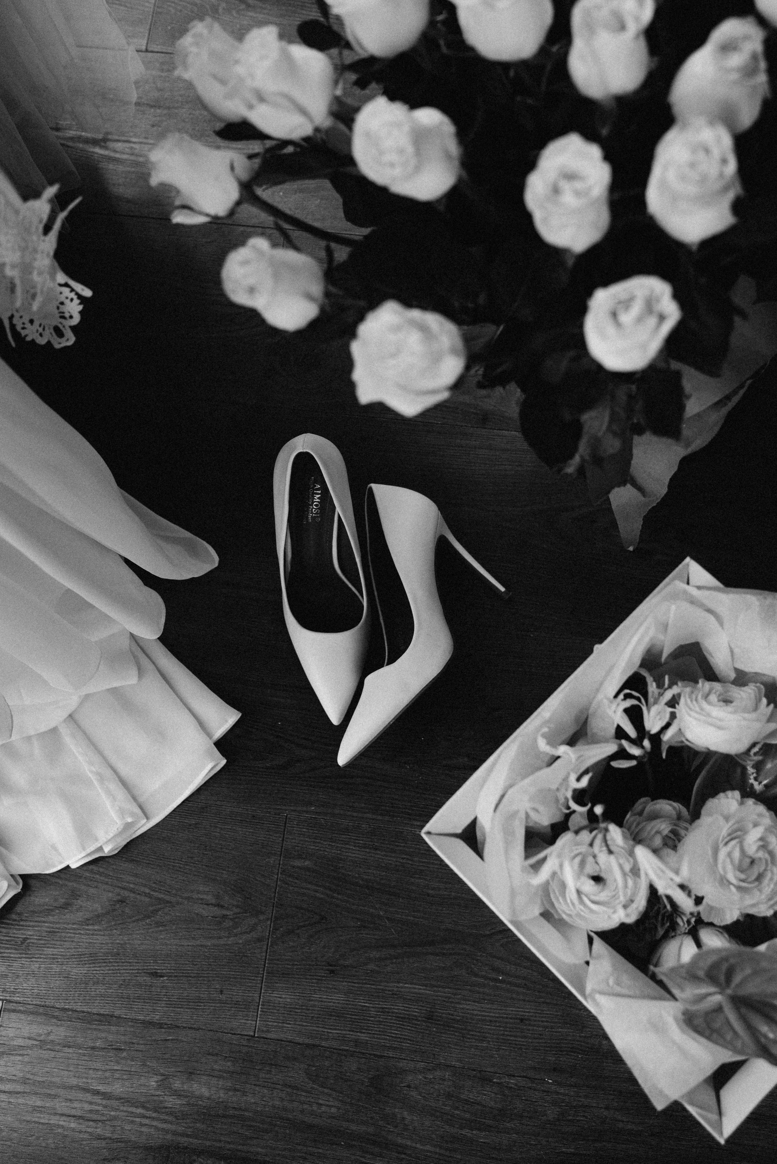 Анна & Виктор | сборы, роспись и прогулка. Портретный и свадебный фотограф в Тбилиси • xeniqo