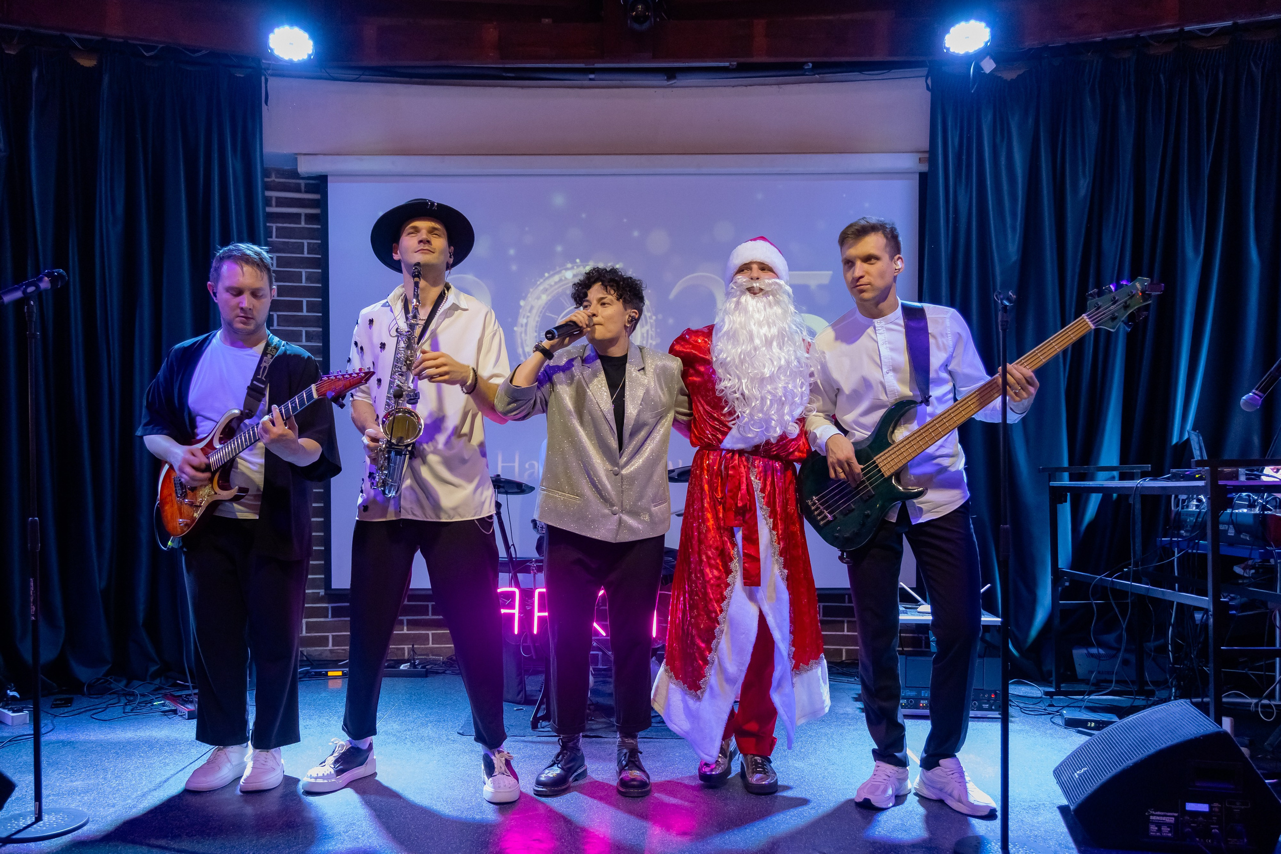 Корпоративная новогодняя съемка для логистической компании ИТА. Свадебный фотограф в Минске/Беларуси Сергей Спиридонов