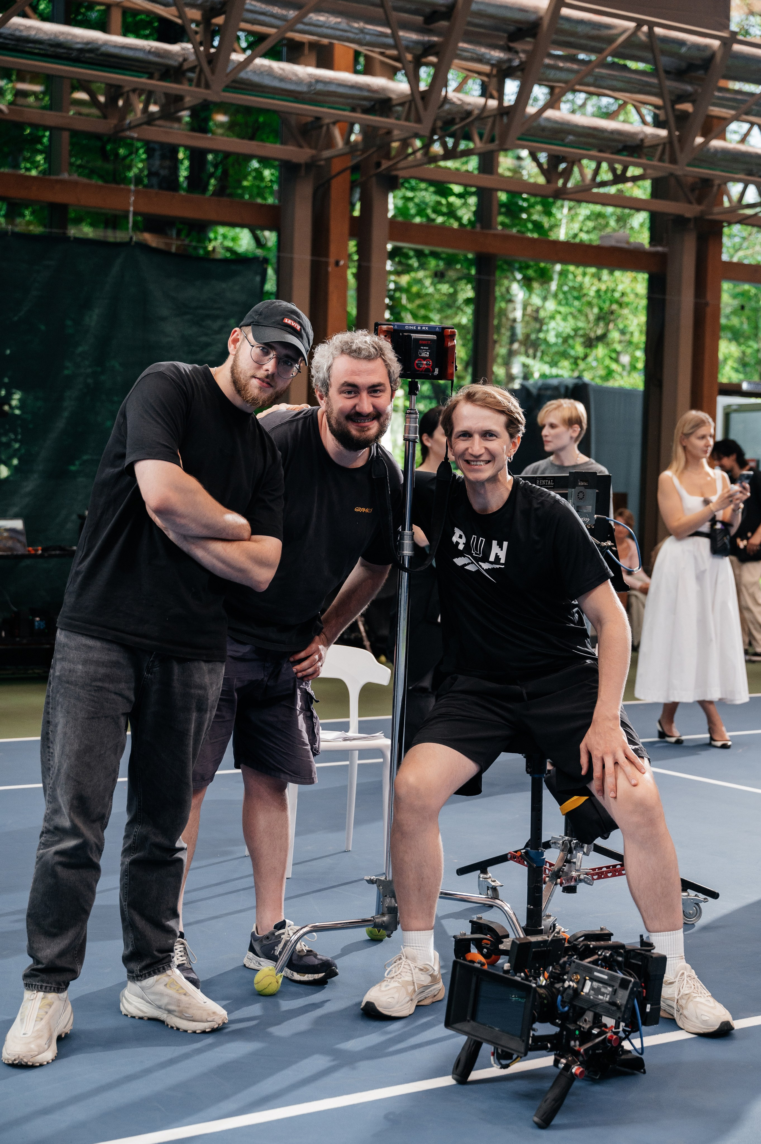 Коста Лакоста, Ольга Серябкина — По улицам. Свадебный фотограф в Москве и по всему Миру Андрей Медведников