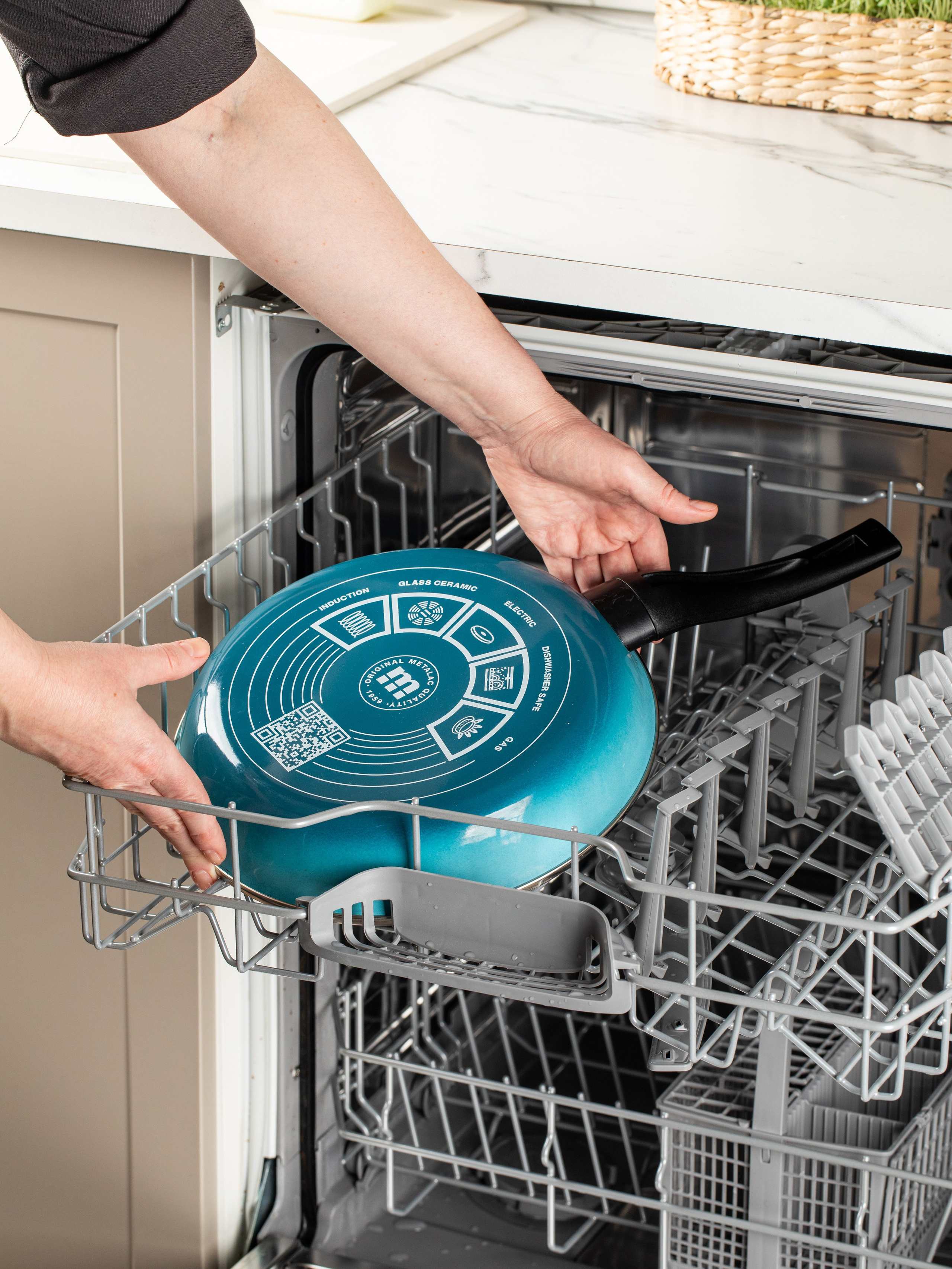 Metrot. Фудфотограф, фудстилист и сет дизайнер в Москве Алена Синицына