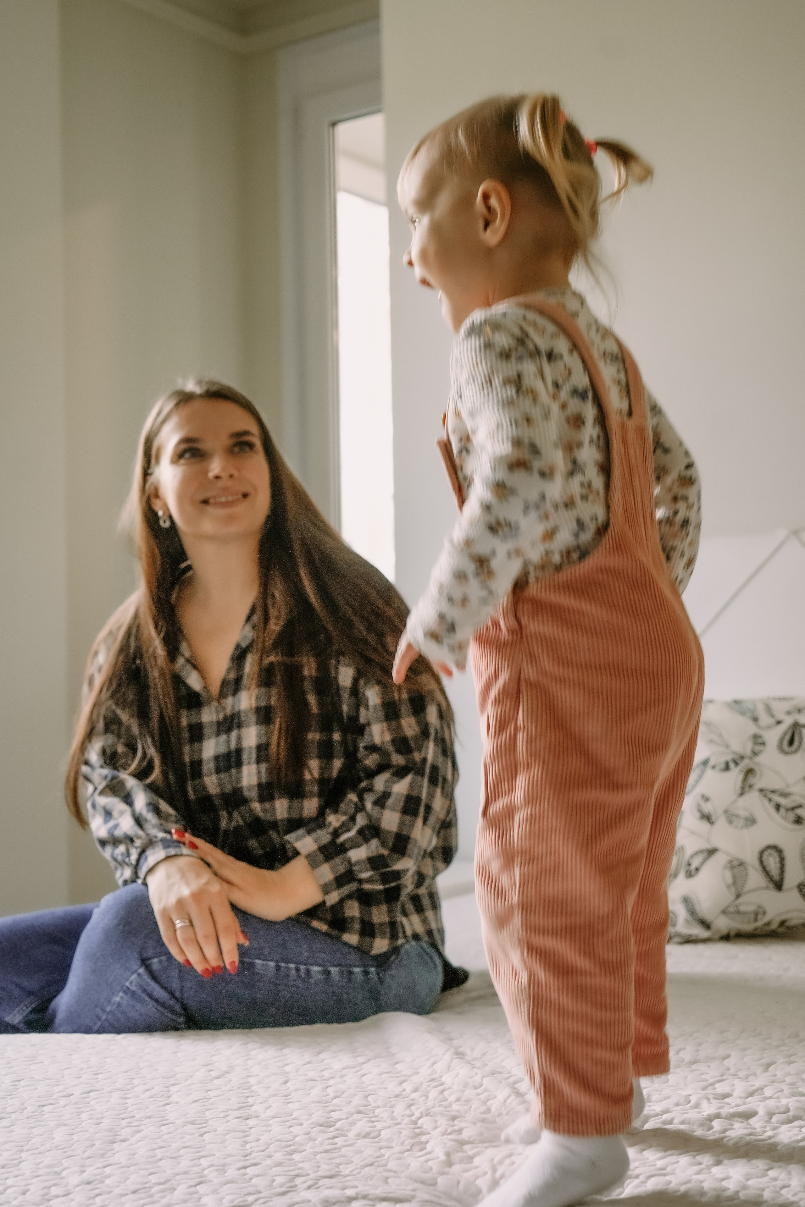 Карина, Андрей, Эмили. Главная