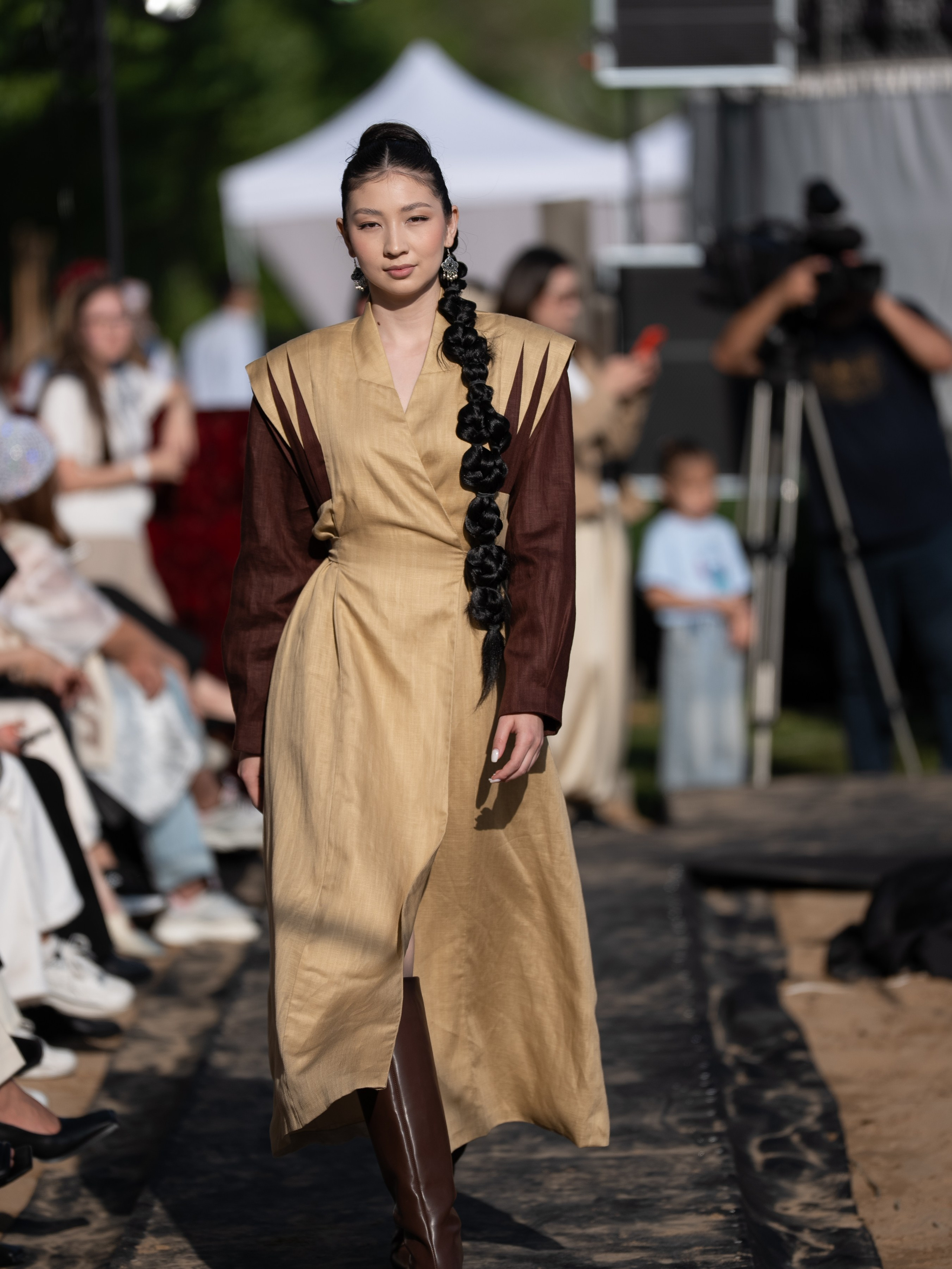 Designer Dariya Kuatzhan. Сайт Алматинского НЮ АРТ, будуар и фэшн фотографа Дениса Карпенко