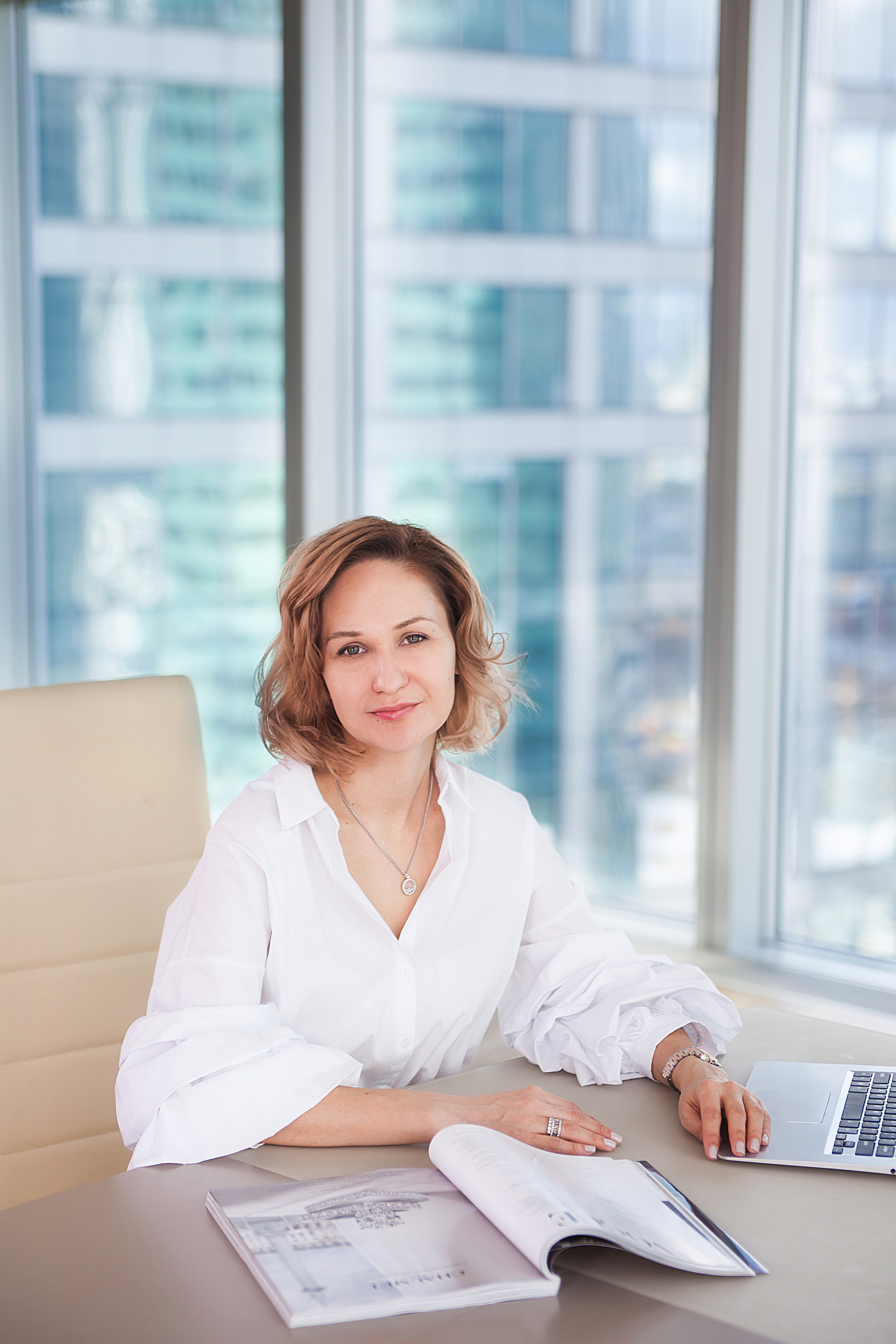 Деловой портрет, съемка для соцсетей. Школьный и семейный фотограф в Москве Фоломкина Ксения