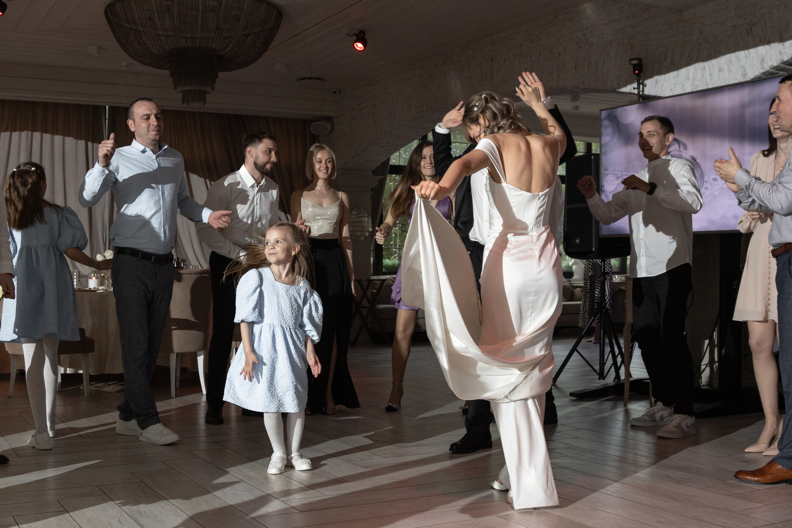 Свадебный фотограф москва, свадебная серия, фотосерия свадьба, свадьба пример, фотограф свадебный, фотограф москва, фотограф гладков дмитрий, свадебная съёмка, свадебная фотосессия, фотосессия свадьба, свадьба москва, стоимость свадебного фотографа, свадебное фото, фотограф свадьба москва, свадебный фотограф цена, фотограф одинцово, свадебная фотосессия, свадебная прогулка, жених и невеста, свадьба банкет, свадебный банкет, банкет