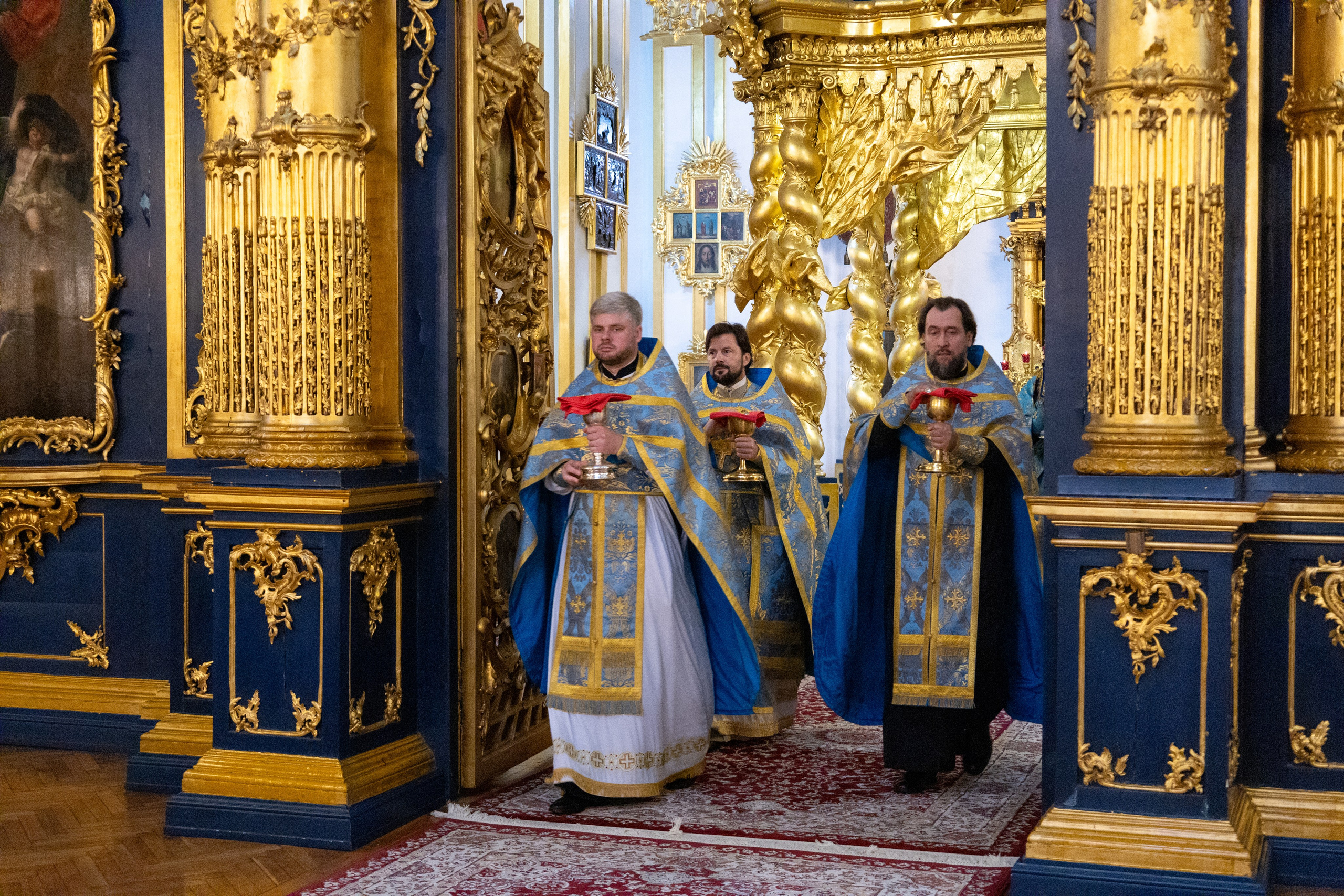 НЕДЕЛЯ 12-Я ПО ПЯТИДЕСЯТНИЦЕ, ПОПРАЗДНСТВО УСПЕНИЯ ПРЕСВЯТОЙ БОГОРОДИЦЫ. НИКОЛО-БОГОЯВЛЕНСКИЙ МОРСКОЙ СОБОР