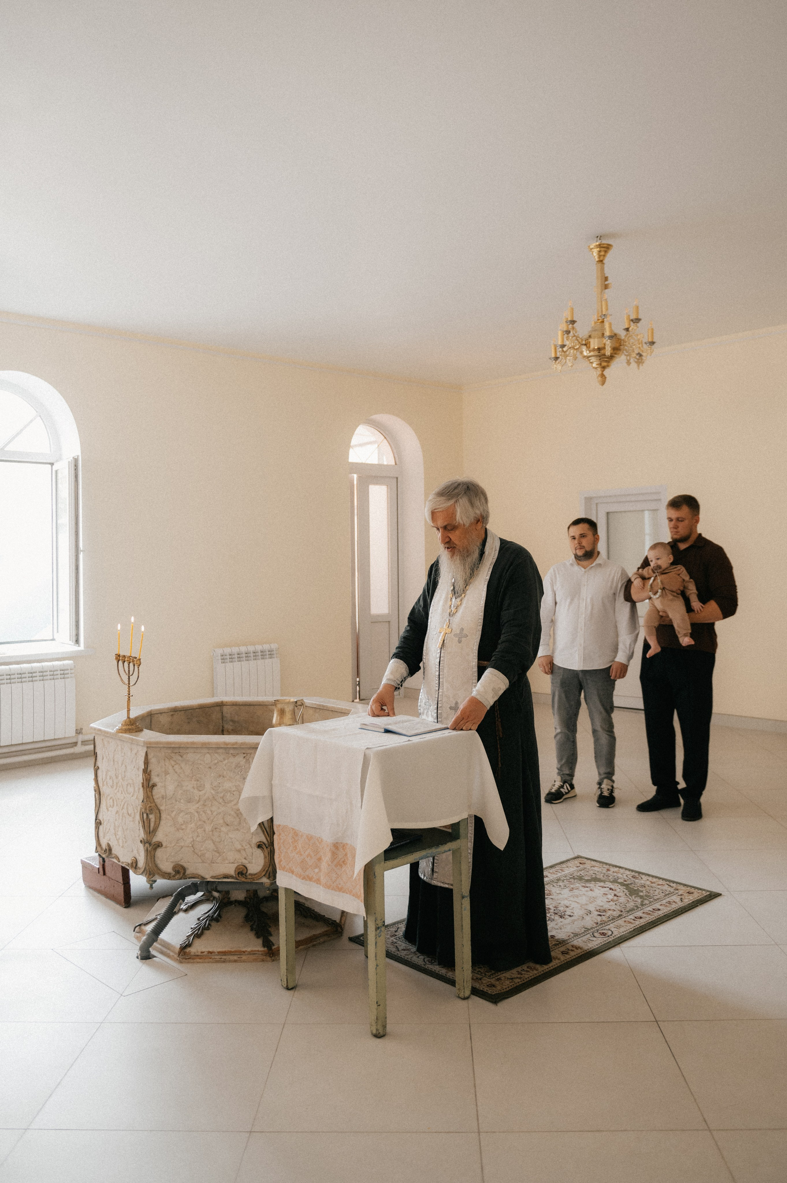 КРЕЩЕНИЕ ВЛАДИСЛАВА. СЕМЕЙНЫЙ ФОТОГРАФ В НОВОСИБИРСКЕ ЖЕНЯ ИНДРИКОВА
