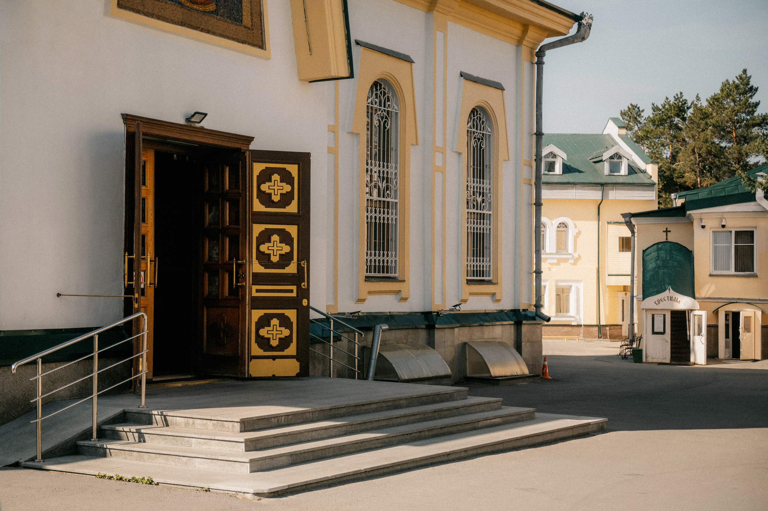 КРЕЩЕНИЕ ВЛАДИСЛАВА. СЕМЕЙНЫЙ ФОТОГРАФ В НОВОСИБИРСКЕ ЖЕНЯ ИНДРИКОВА