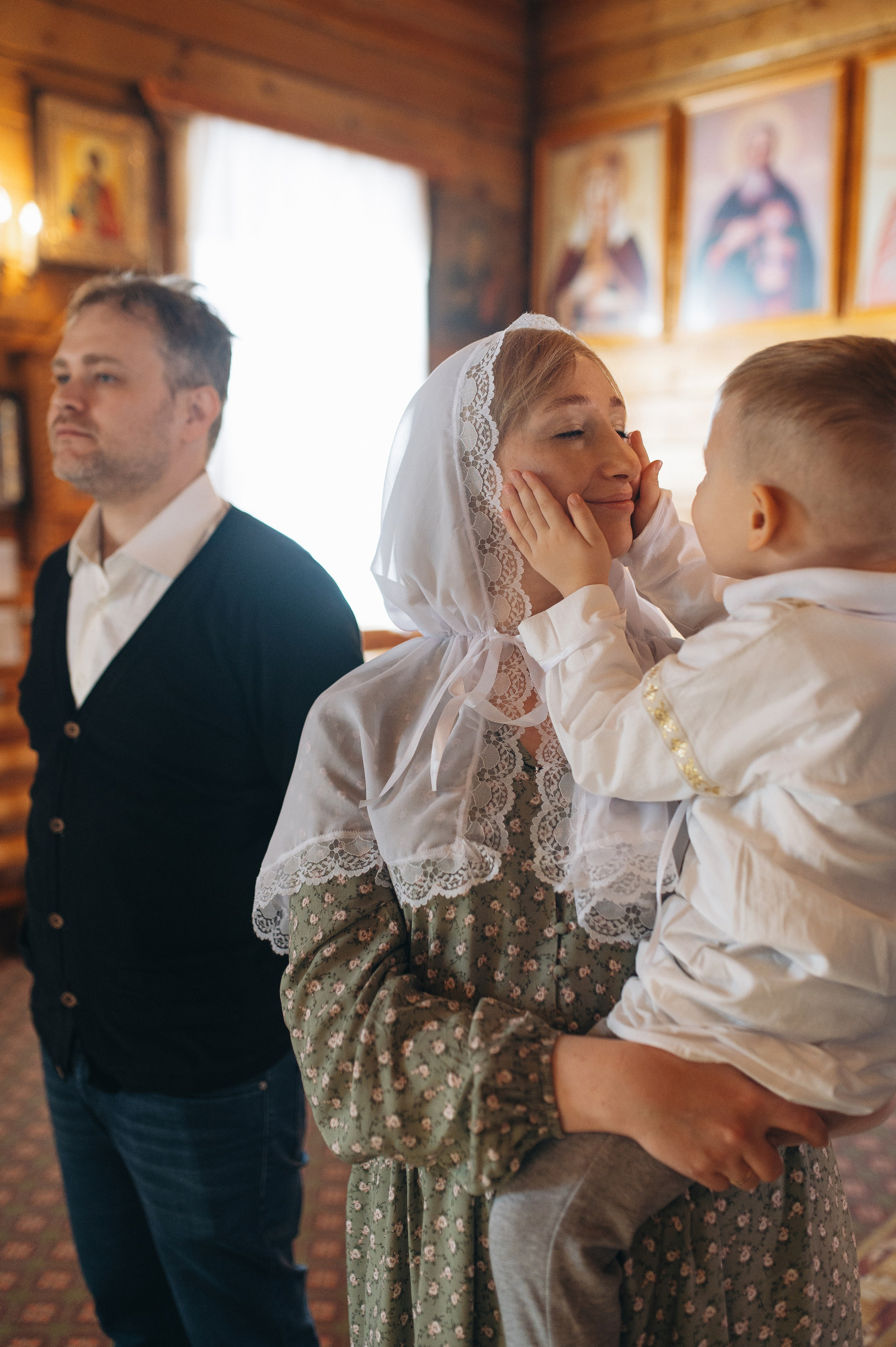 КРЕЩЕНИЕ ПАВЛА. СЕМЕЙНЫЙ ФОТОГРАФ В НОВОСИБИРСКЕ ЖЕНЯ ИНДРИКОВА