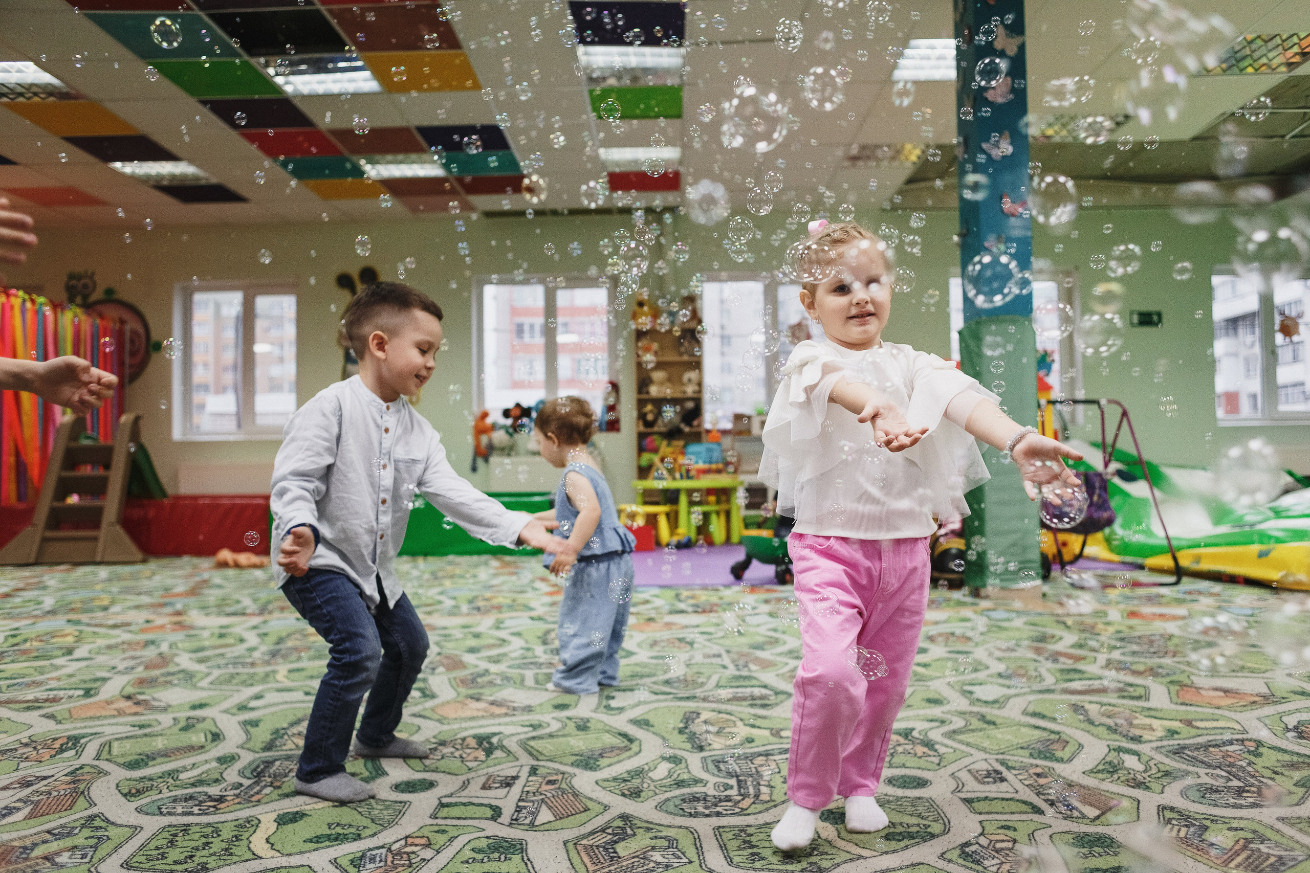 Волшебство Дня Рождения в Игровой Комнате Страна Чудес Таганрог. Свадебный и семейный фотограф в Таганроге Бакарюк Антон