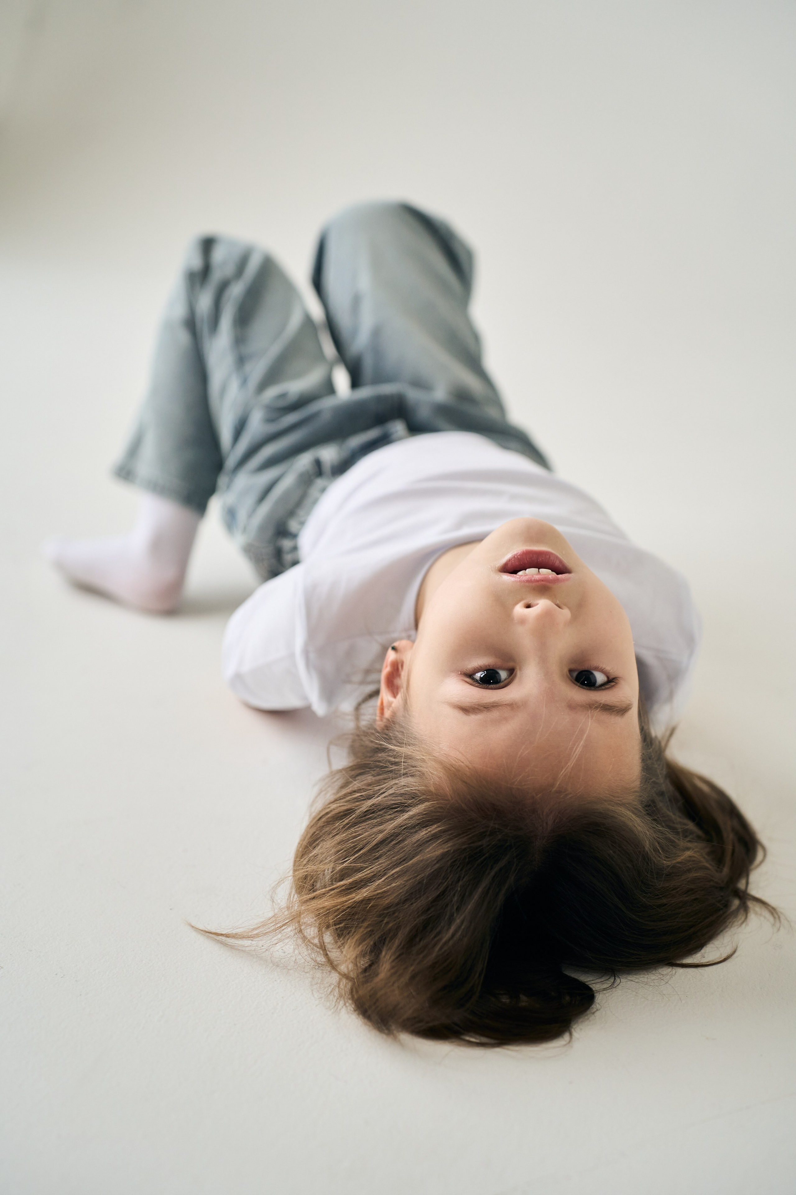 Съемка на циклораме с естественным освещением. Портретный и репортажный фотограф Вадим Эпов