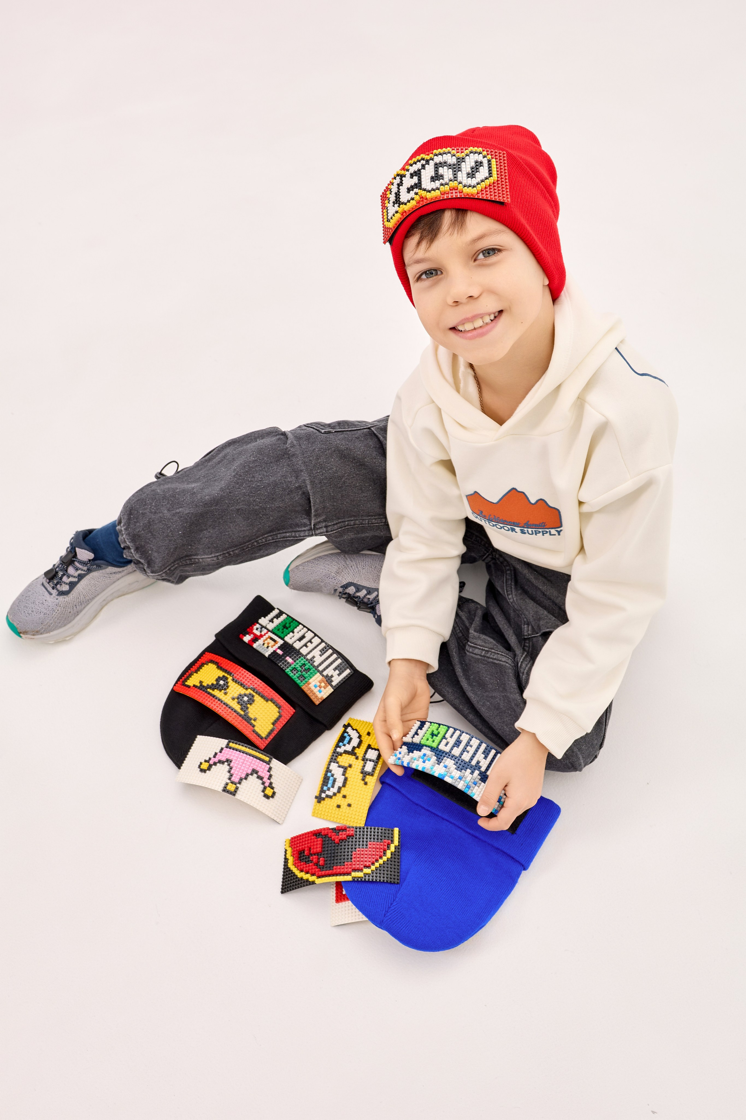 Фотосессия шапок для маркетплейсов. Фотограф Руслан Потапов в Краснодаре