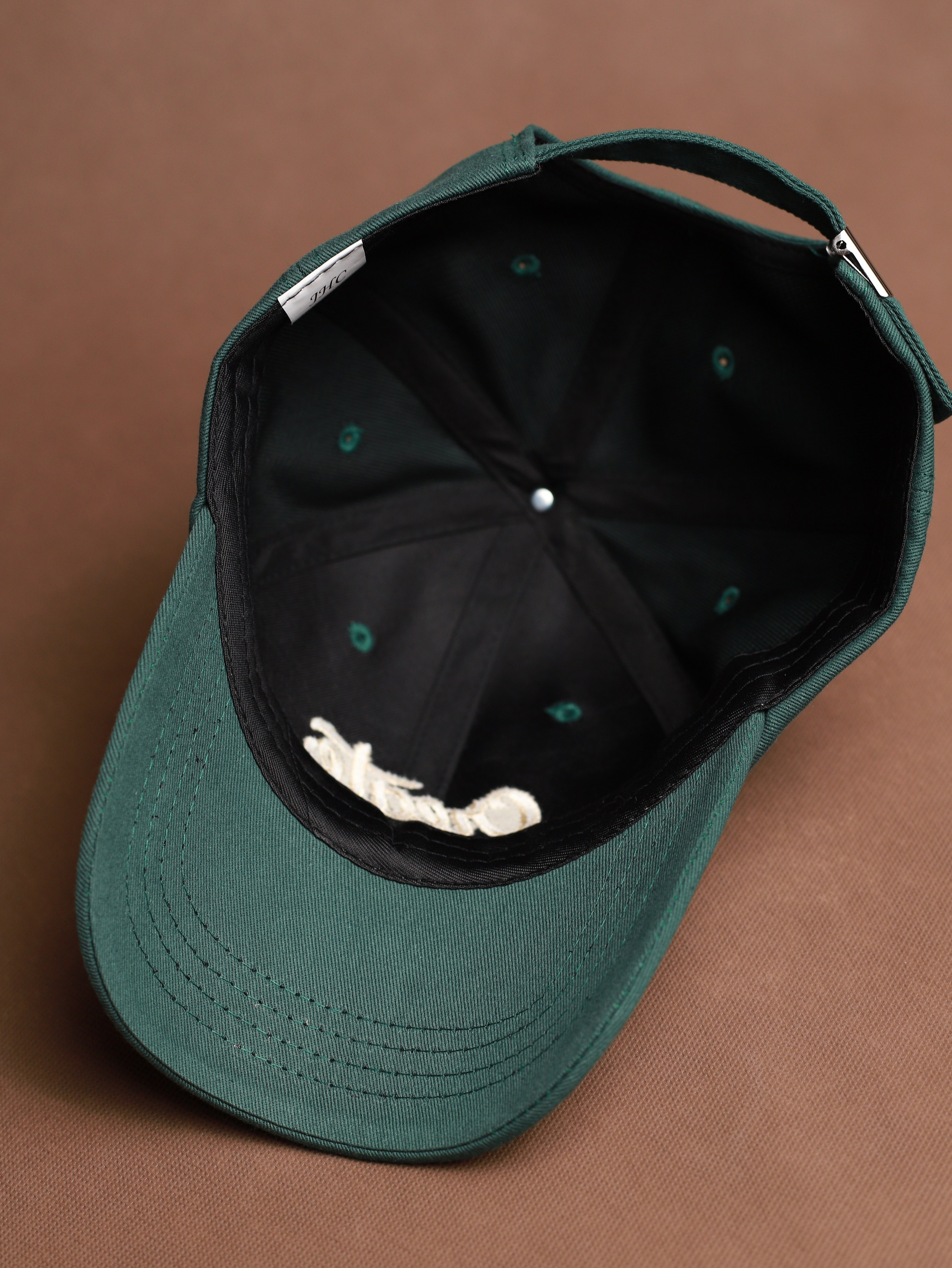 Бейсболки. Фотограф Неверова Катерина