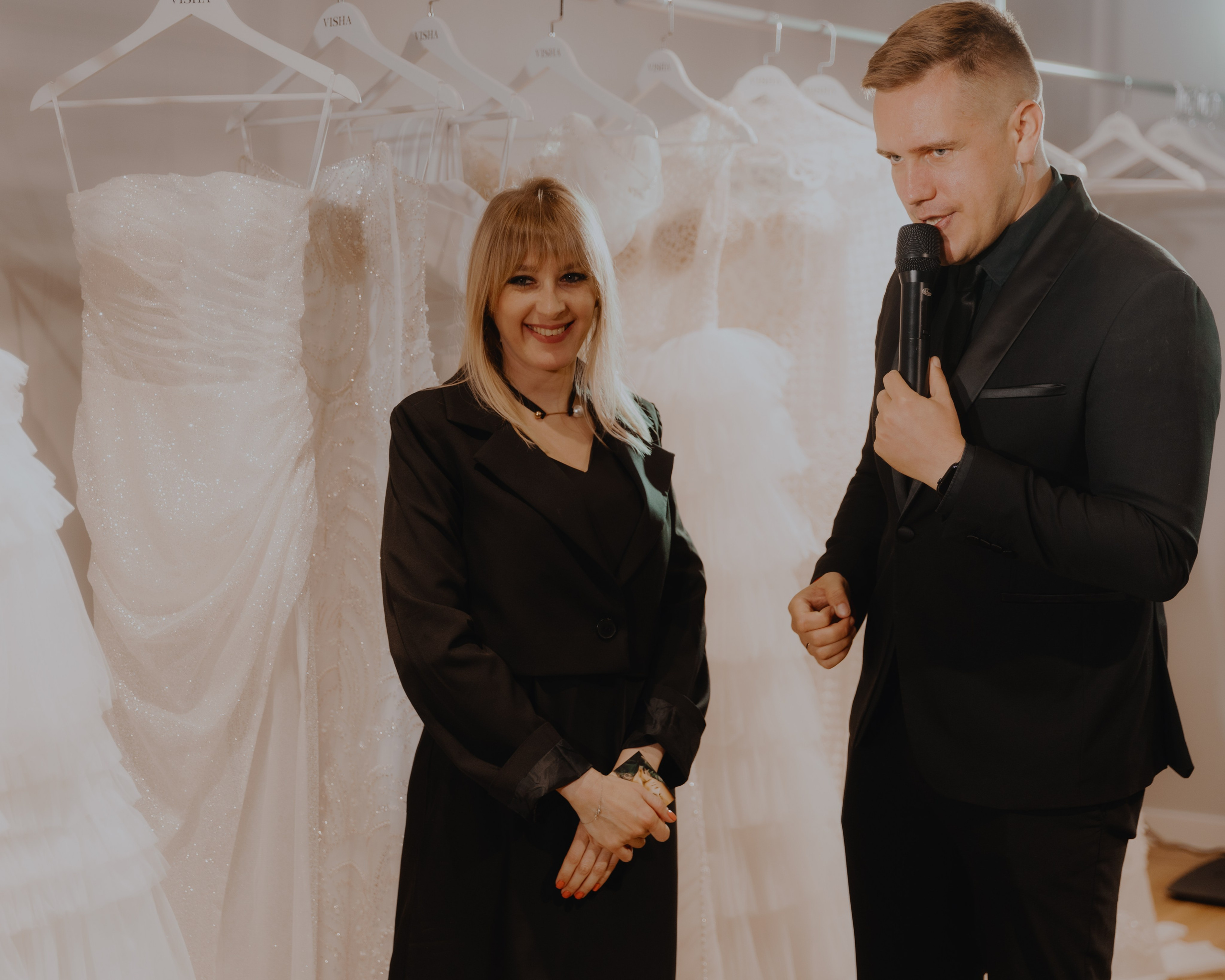 Открытие свадебного салона VISHA. Свадебные фотографы в Гомеле и Минске Сергей и Анастасия Фещенок