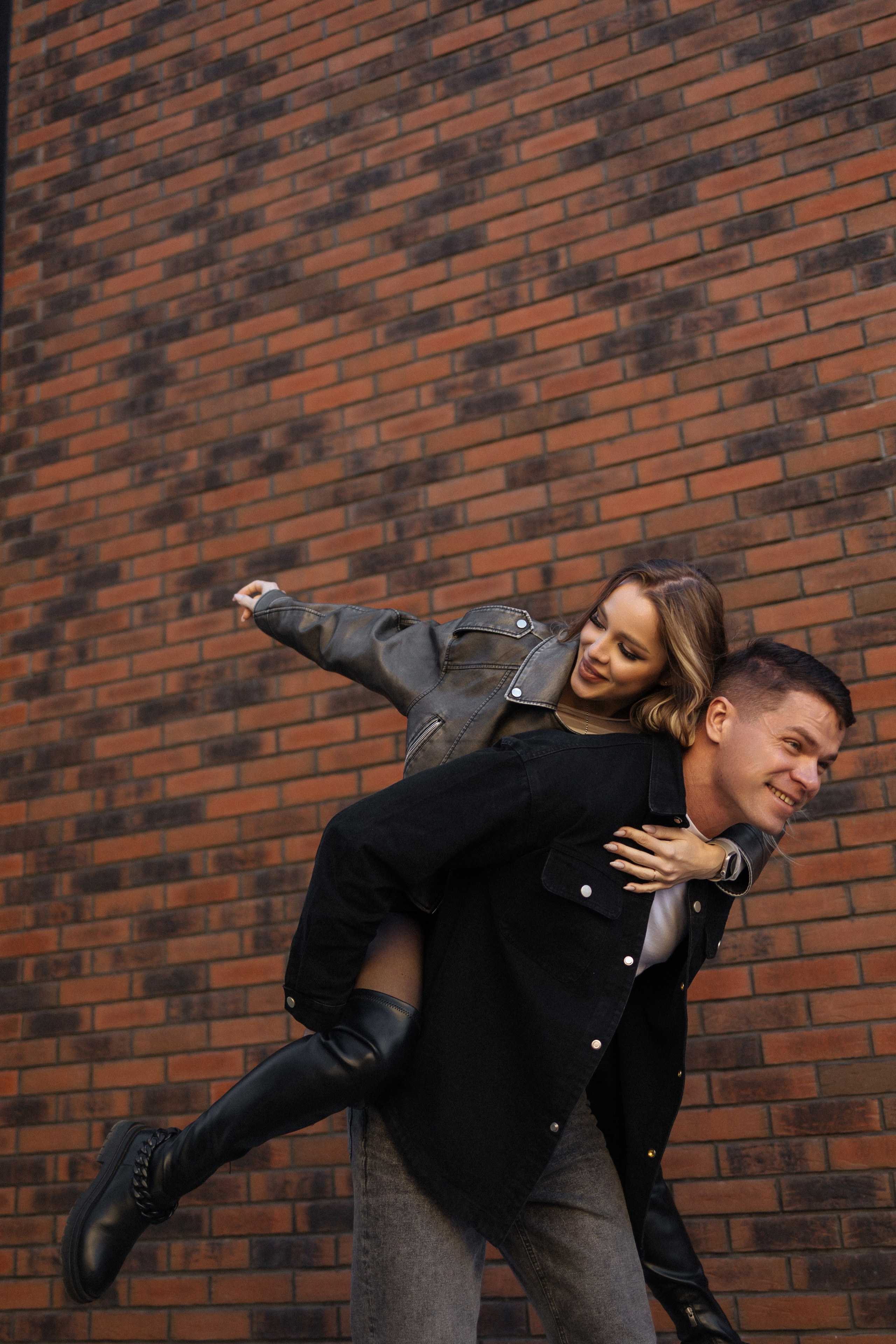 Карина и Артём